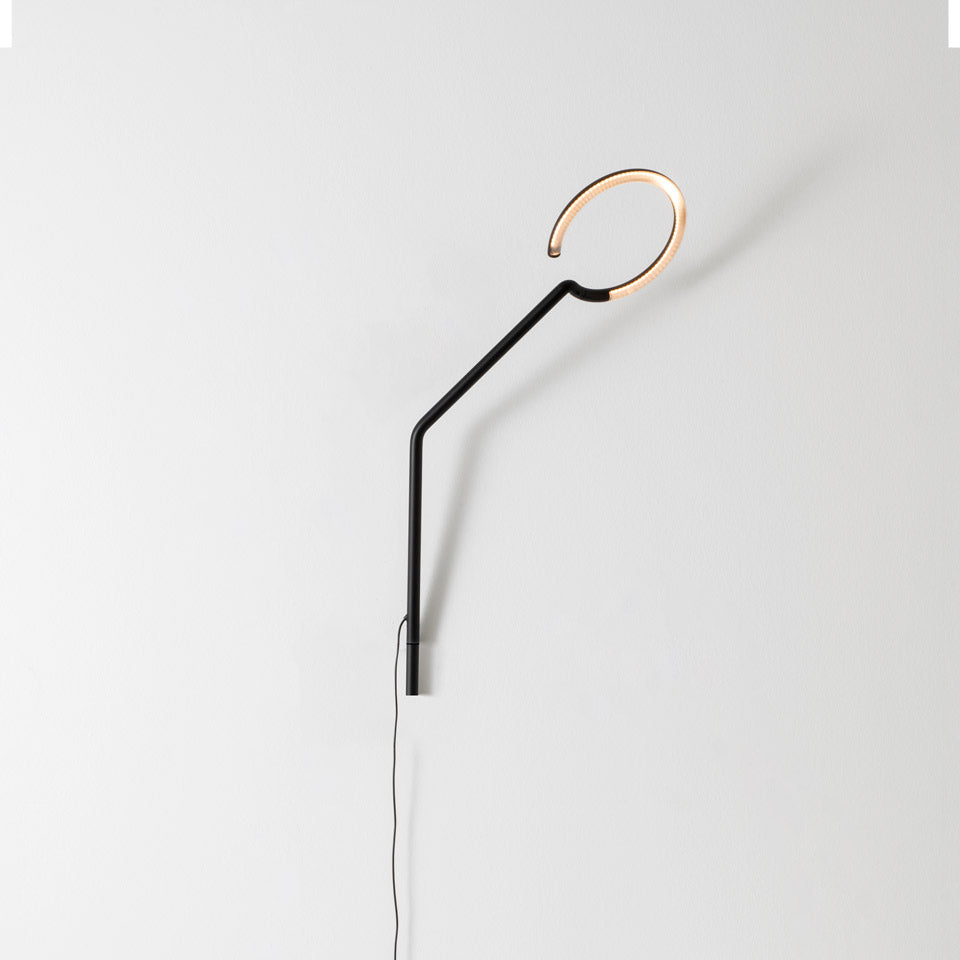 Wandleuchte mit Arm VINE LIGHT schwarz