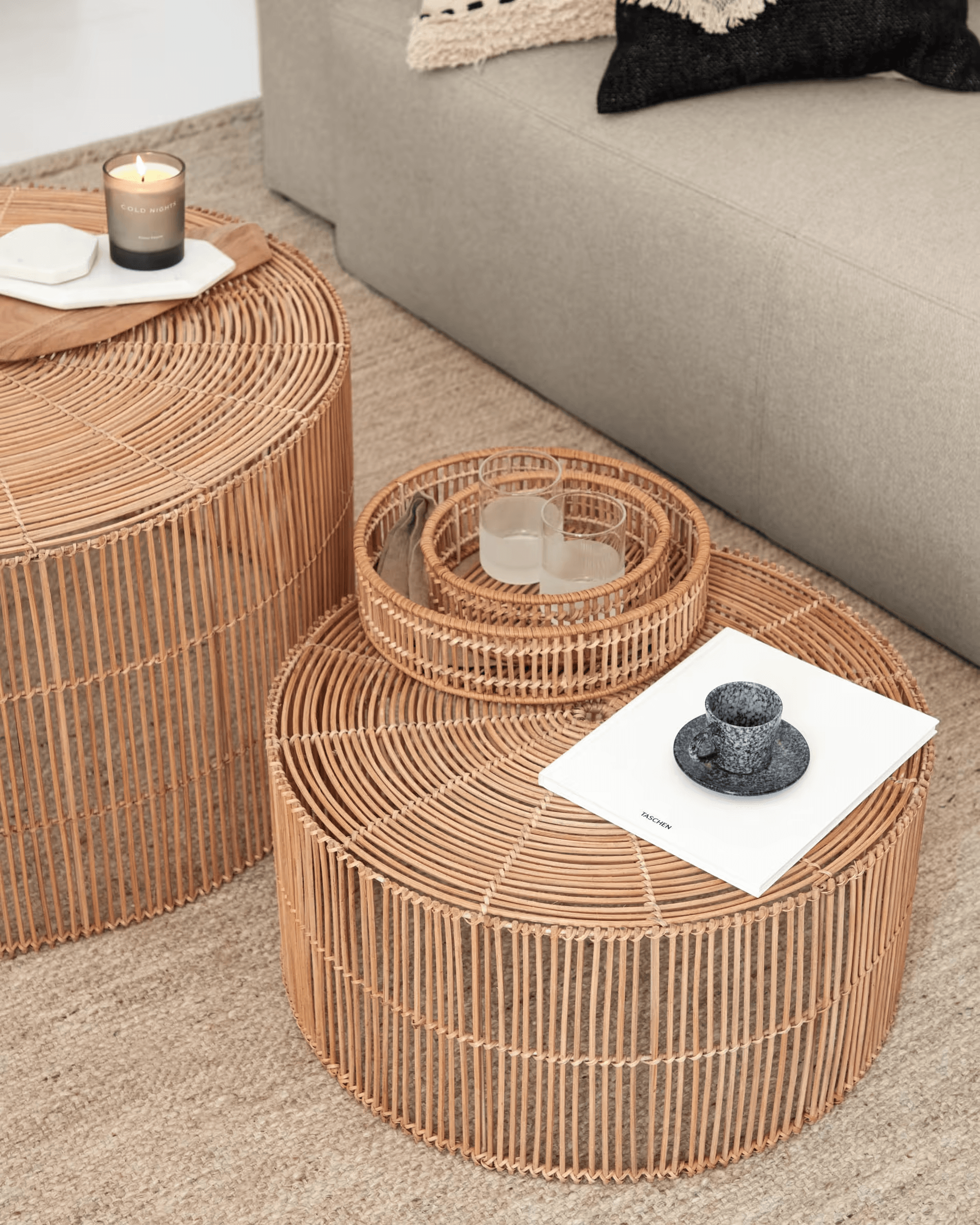 Zestaw stolików bocznych ELMIMA rattanowy La Forma Eye on Design