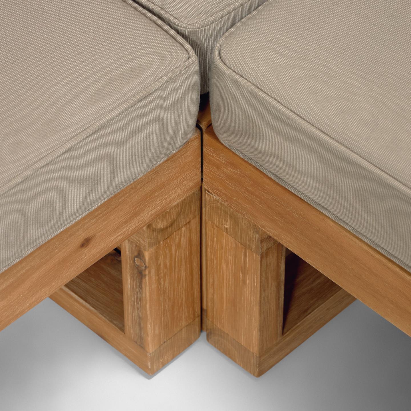 Zestaw zewnętrzny narożnik i stolik kawowy FLAVIINA lite drewno akacjowe La Forma Eye on Design