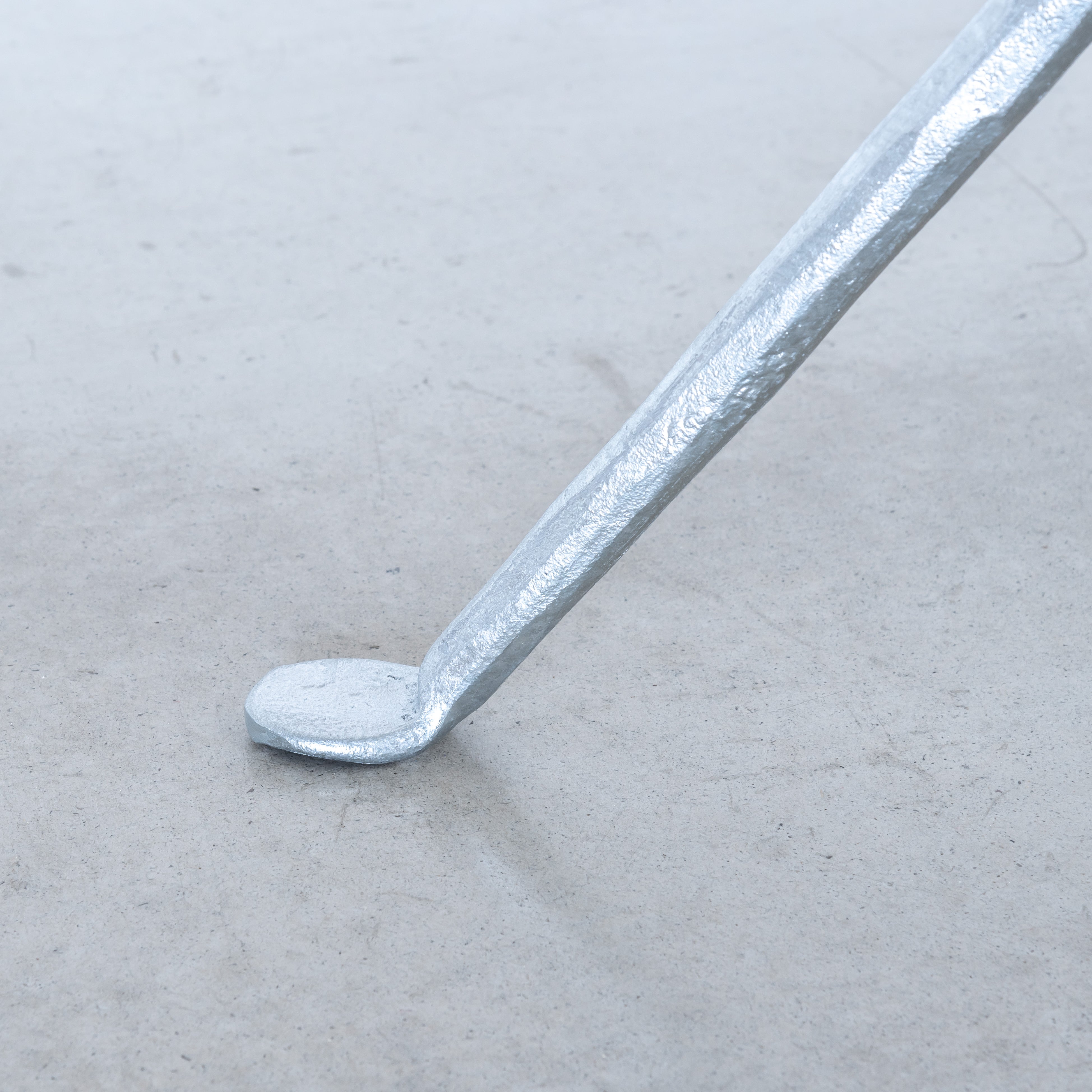 Stojak na płaszcze OFFICINA czarny i czarny Magis Eye on Design