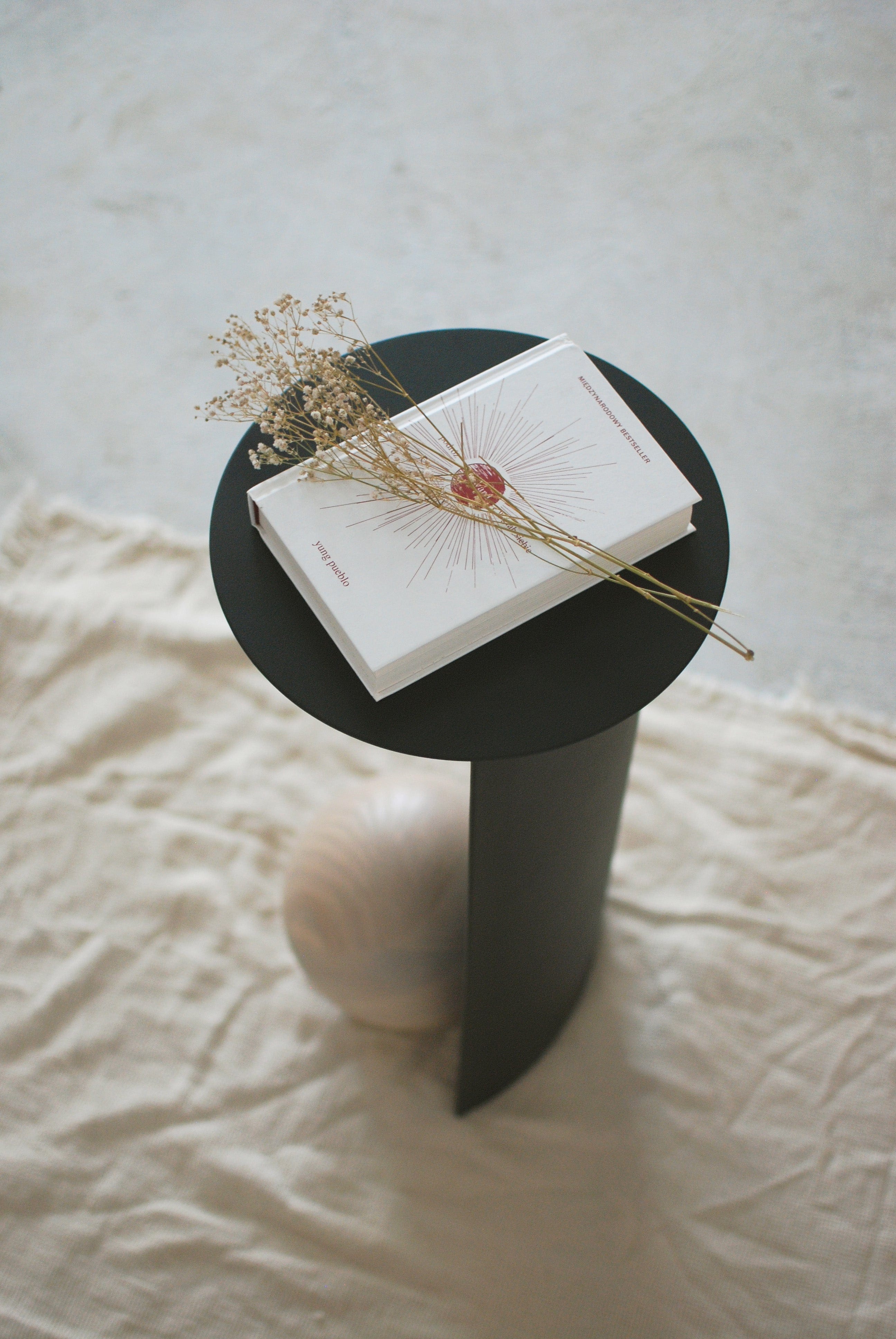 Stolik boczny SION jesion Salak Eye on Design