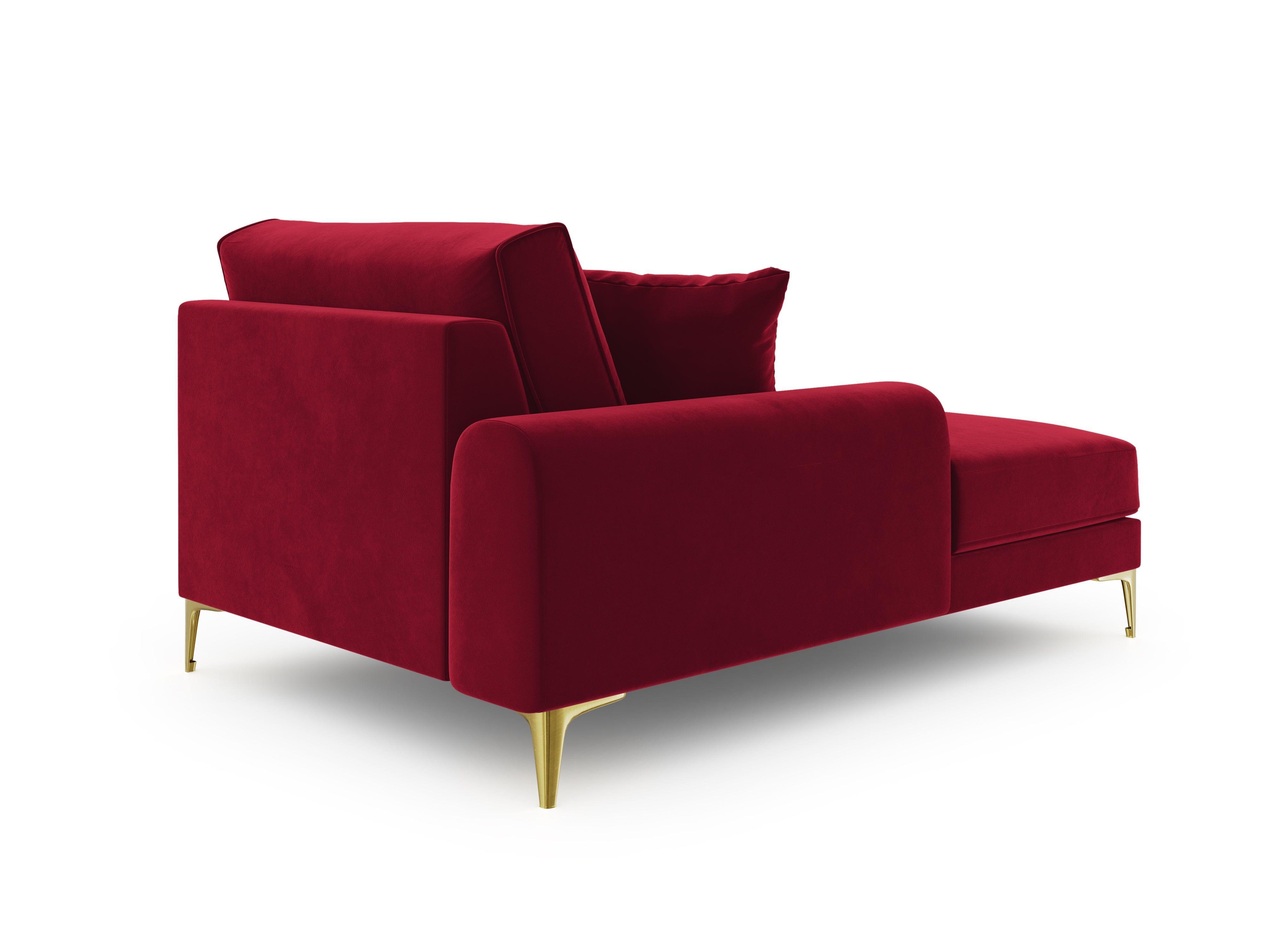Szezlong aksamitny lewostronny MADARA czerwony ze złotą podstawą Mazzini Sofas Eye on Design