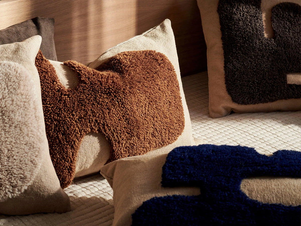 Dekorative Kissen für das Sofa