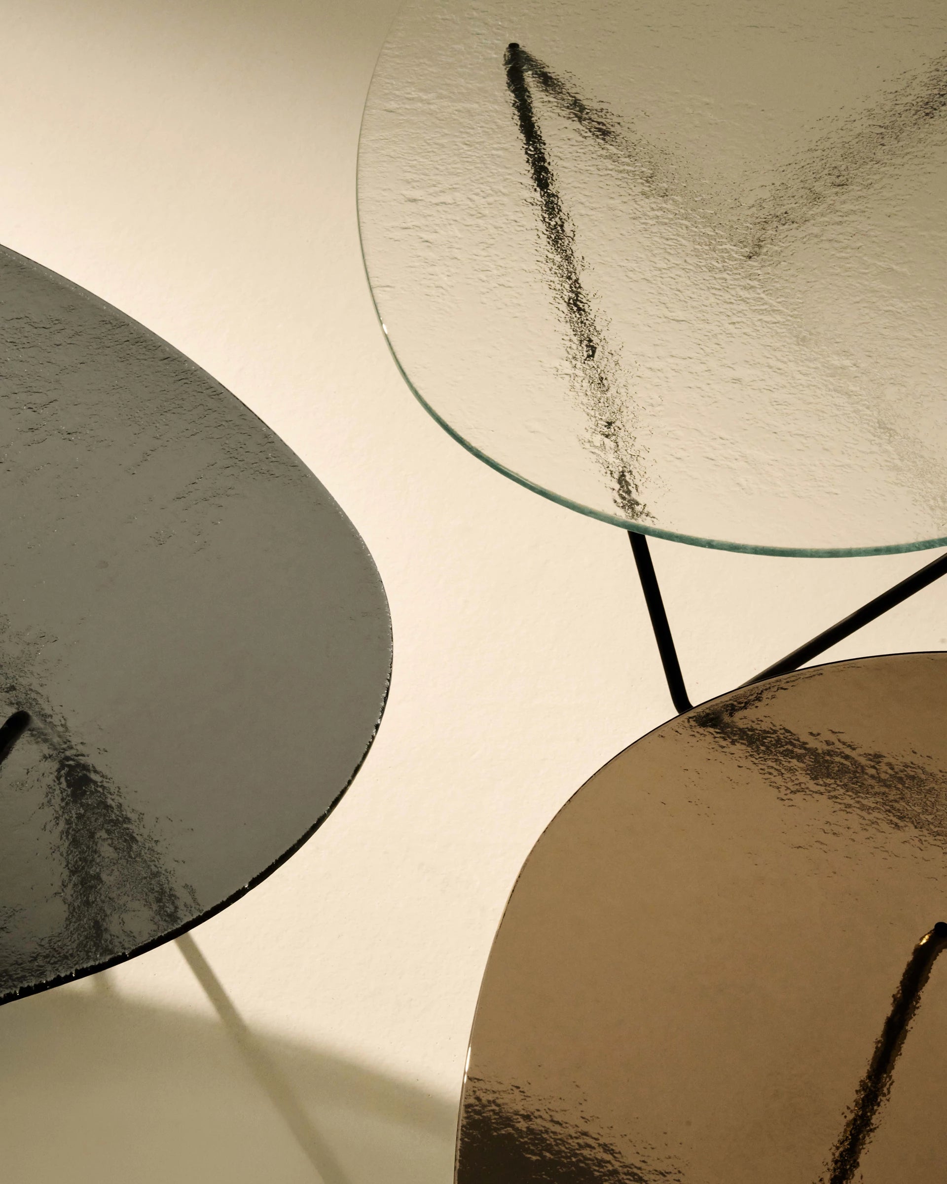 PEDRERA Coffee Table with Smoked Glass and Black Base