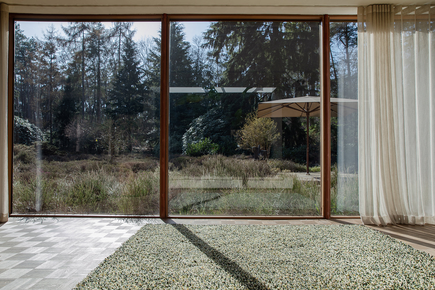 SPRING green long pile rug