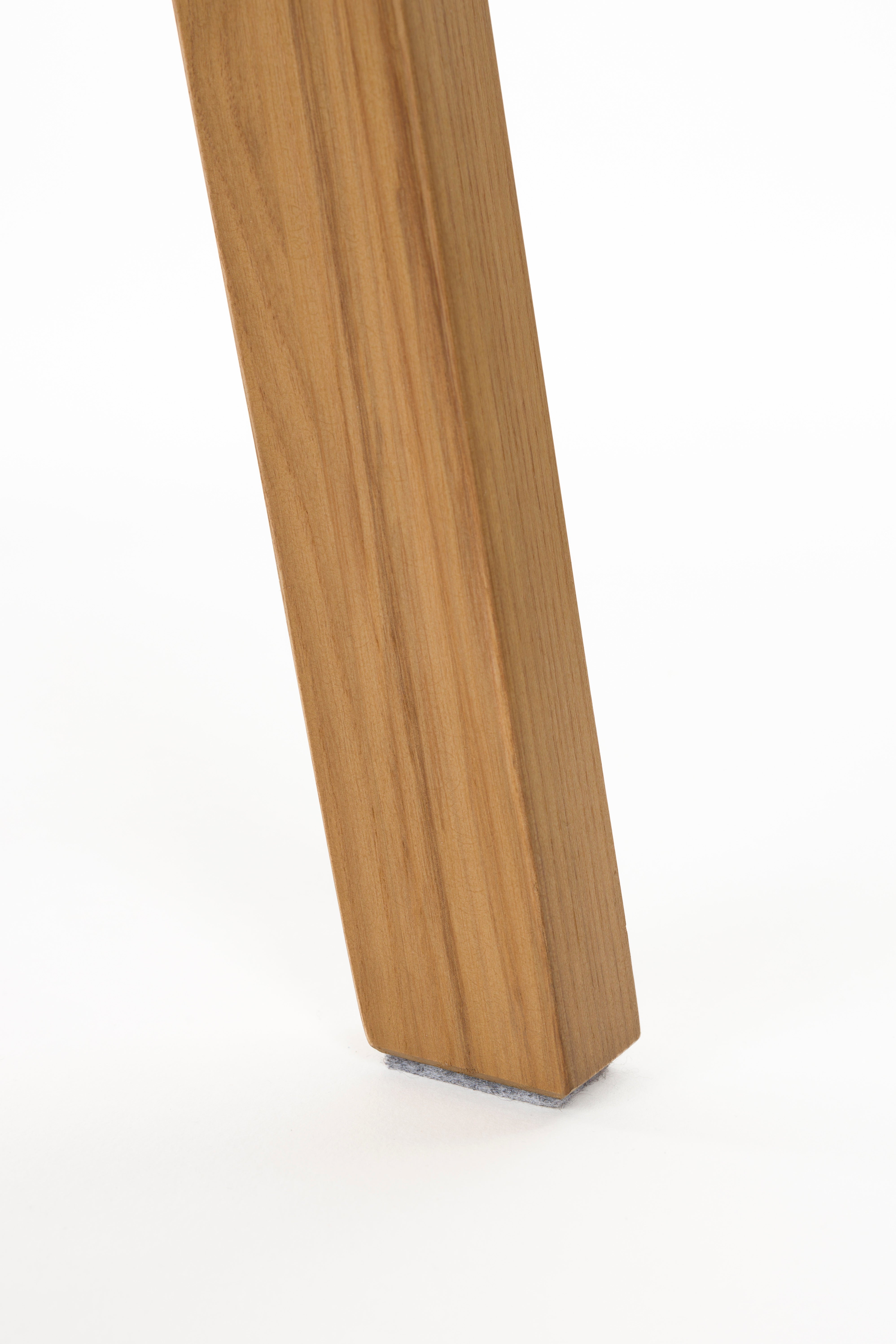 Stuhl MADS aus Eschenholz mit beigem Sitz