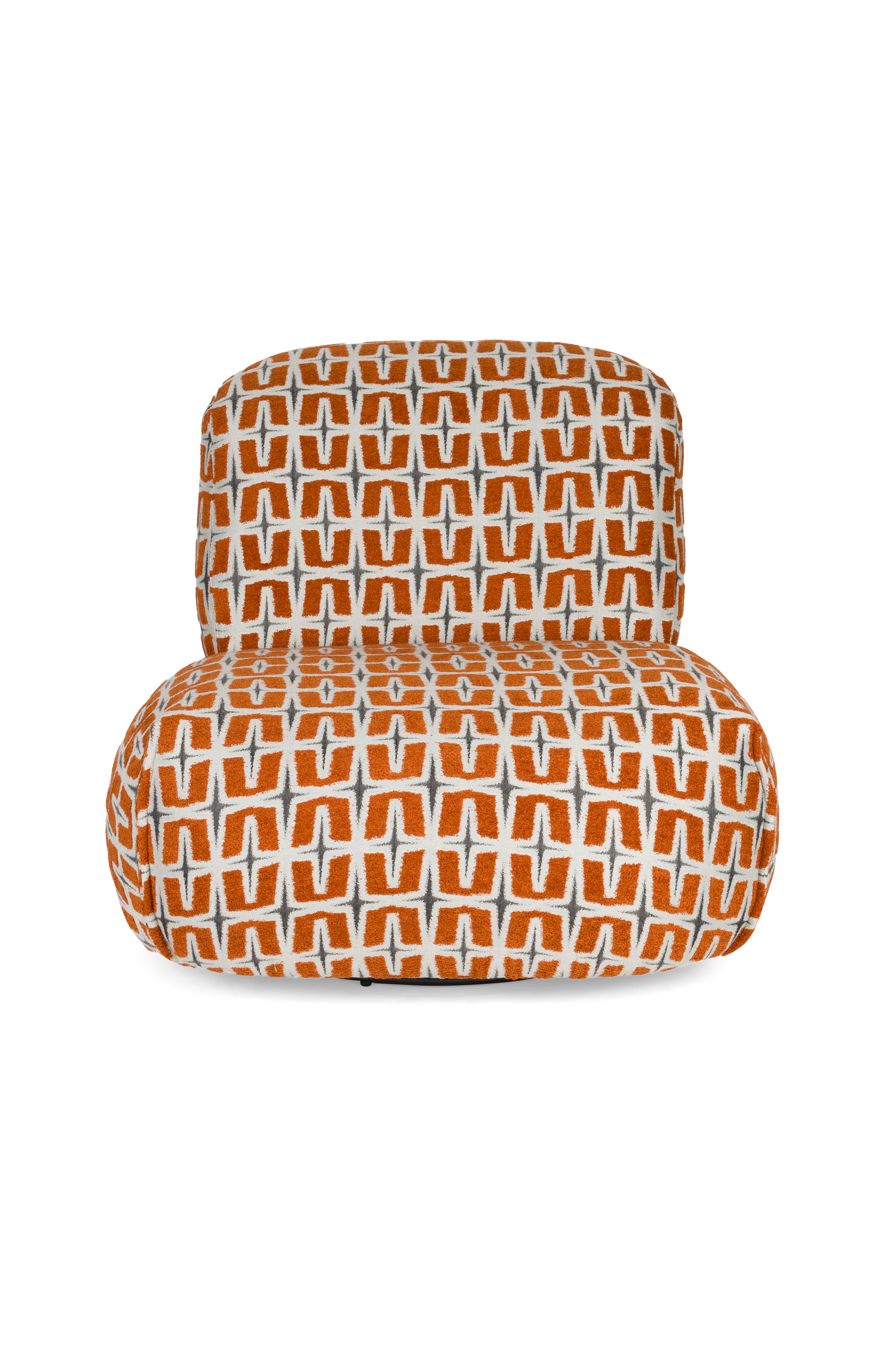 Sessel RITZ orange mit geometrischem Muster