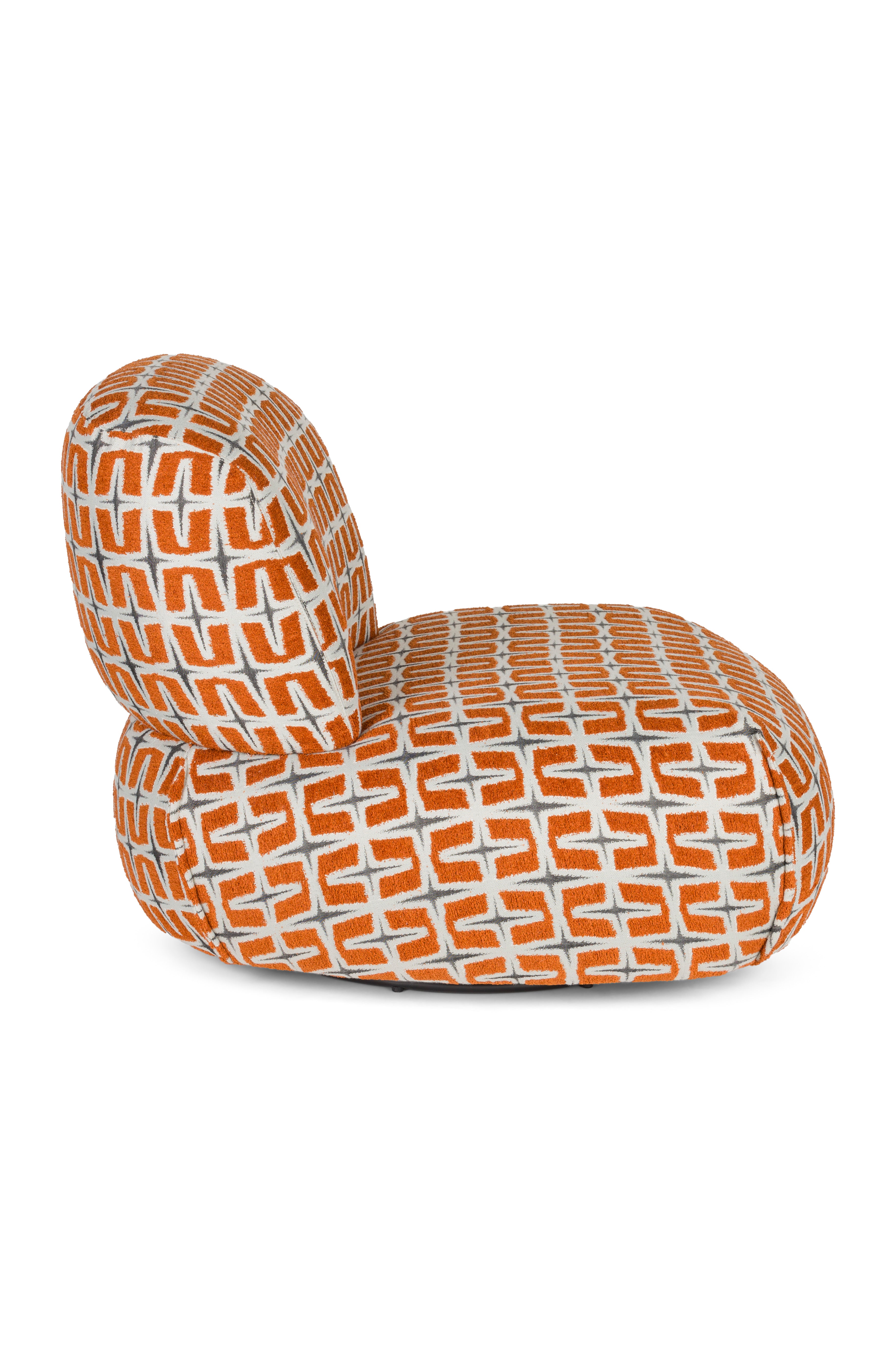 Sessel RITZ orange mit geometrischem Muster