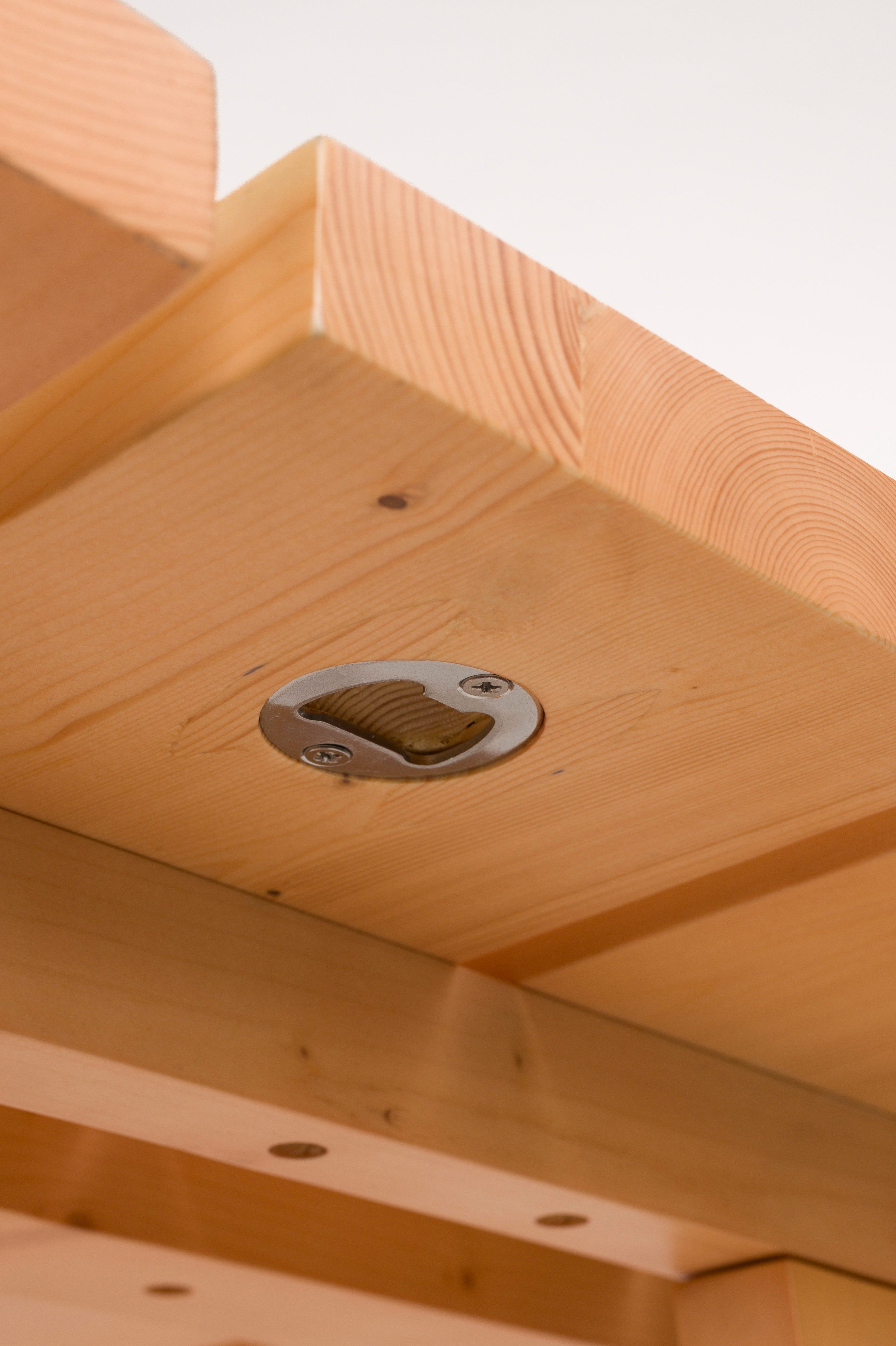 AVENUE Pine Wood Garden Table