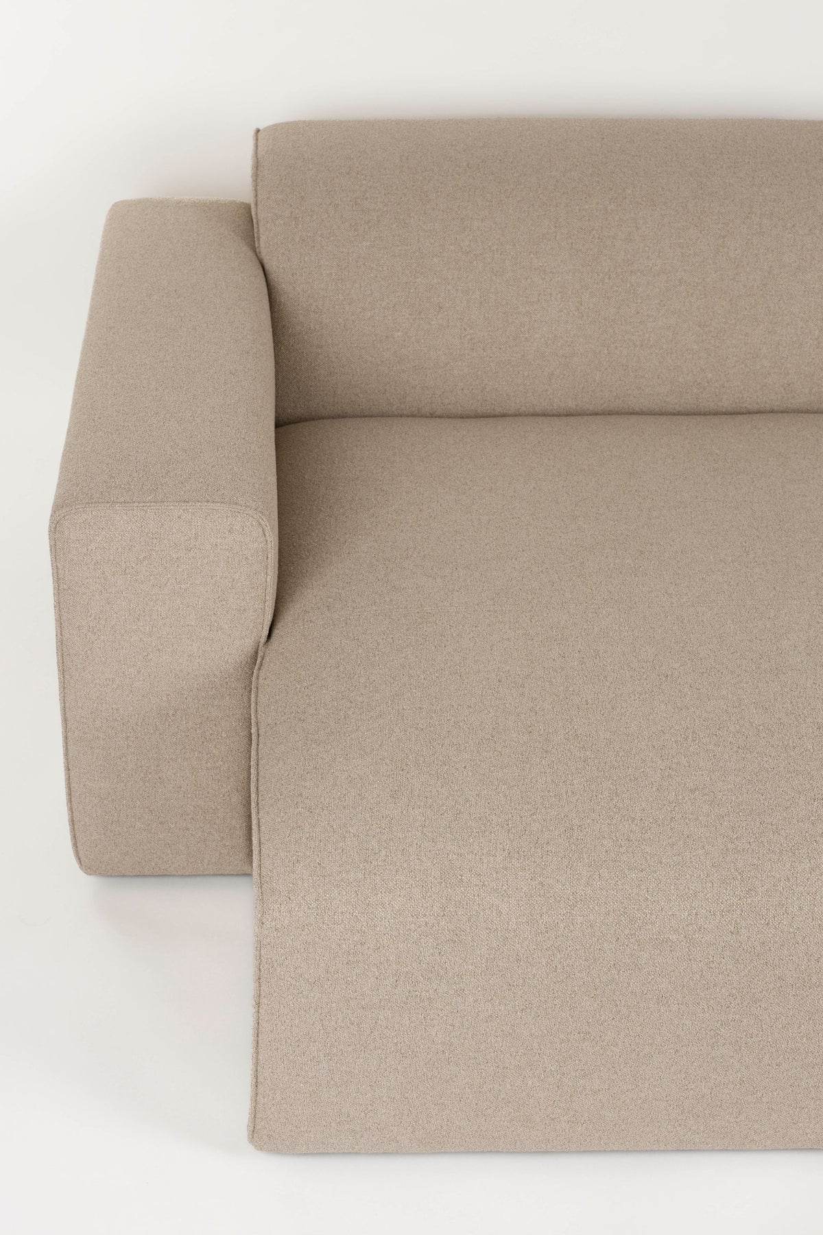 Sofa 4,5-osobowa MILKA cappuccino lewostronny – ujęcie 3