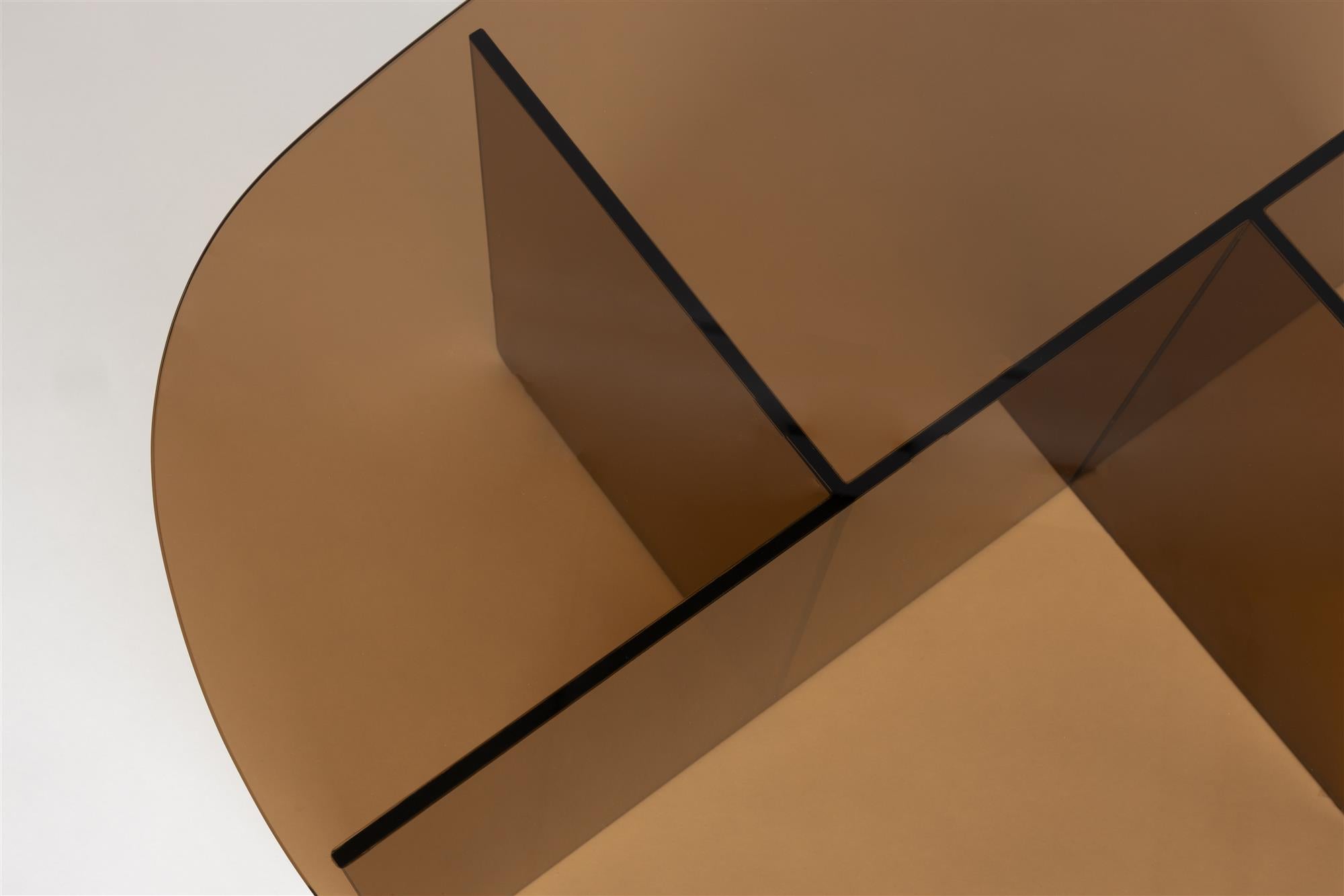 Kaffeetisch LINEA mit braunem Glas