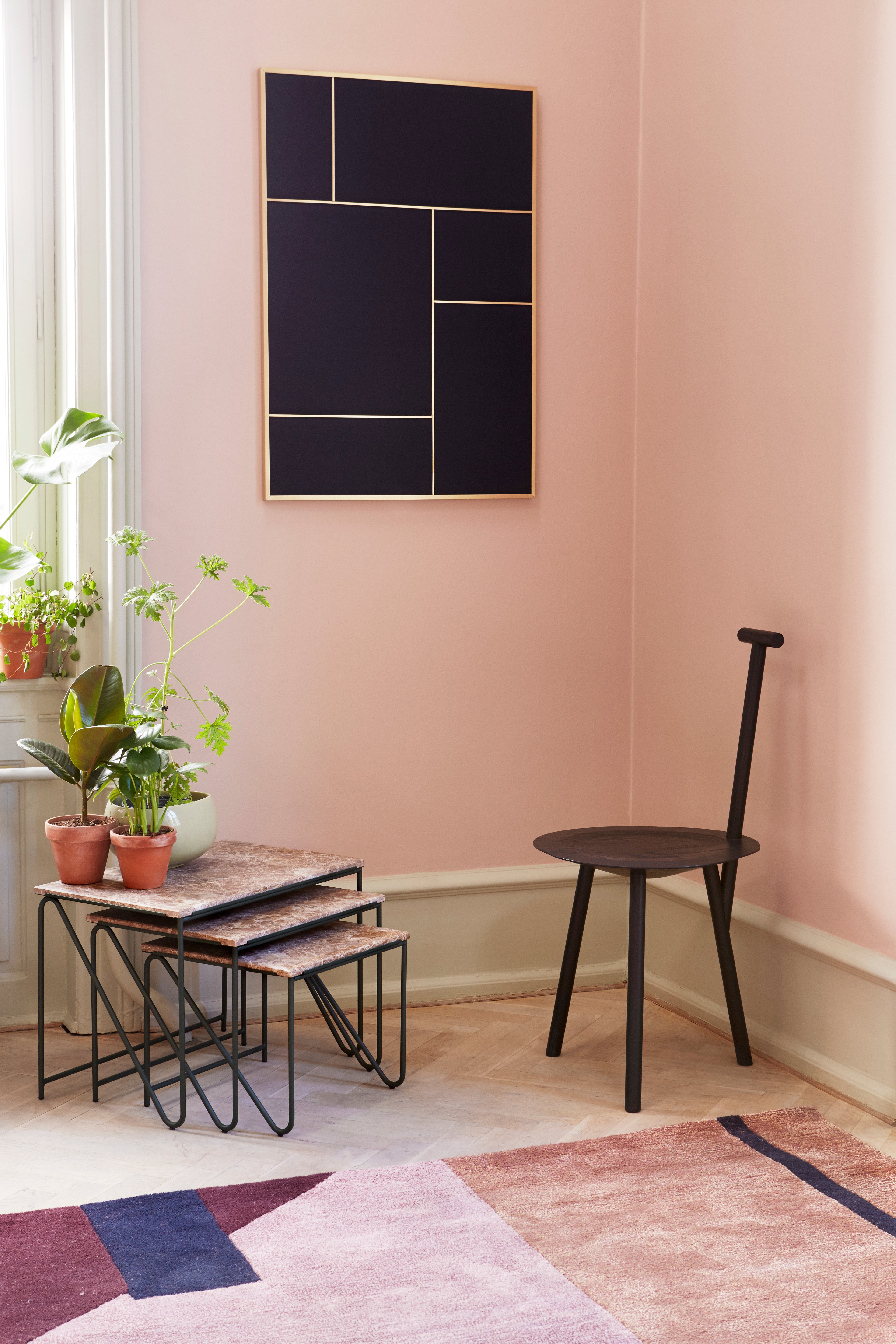 Set von Couchtischen TRIPTYCH brauner Marmor mit grünem Fuß