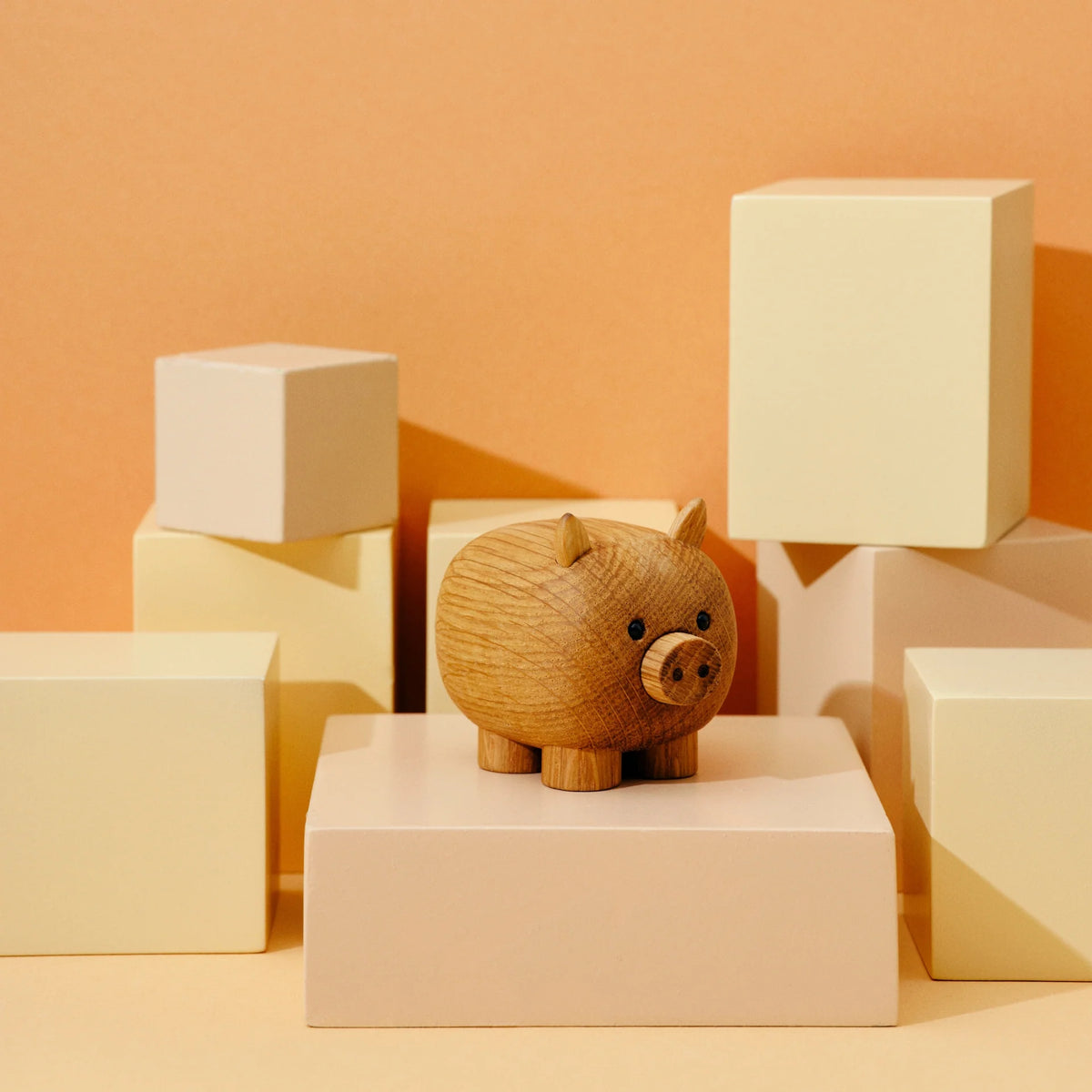 Dekorative Figur PIG aus Eichenholz