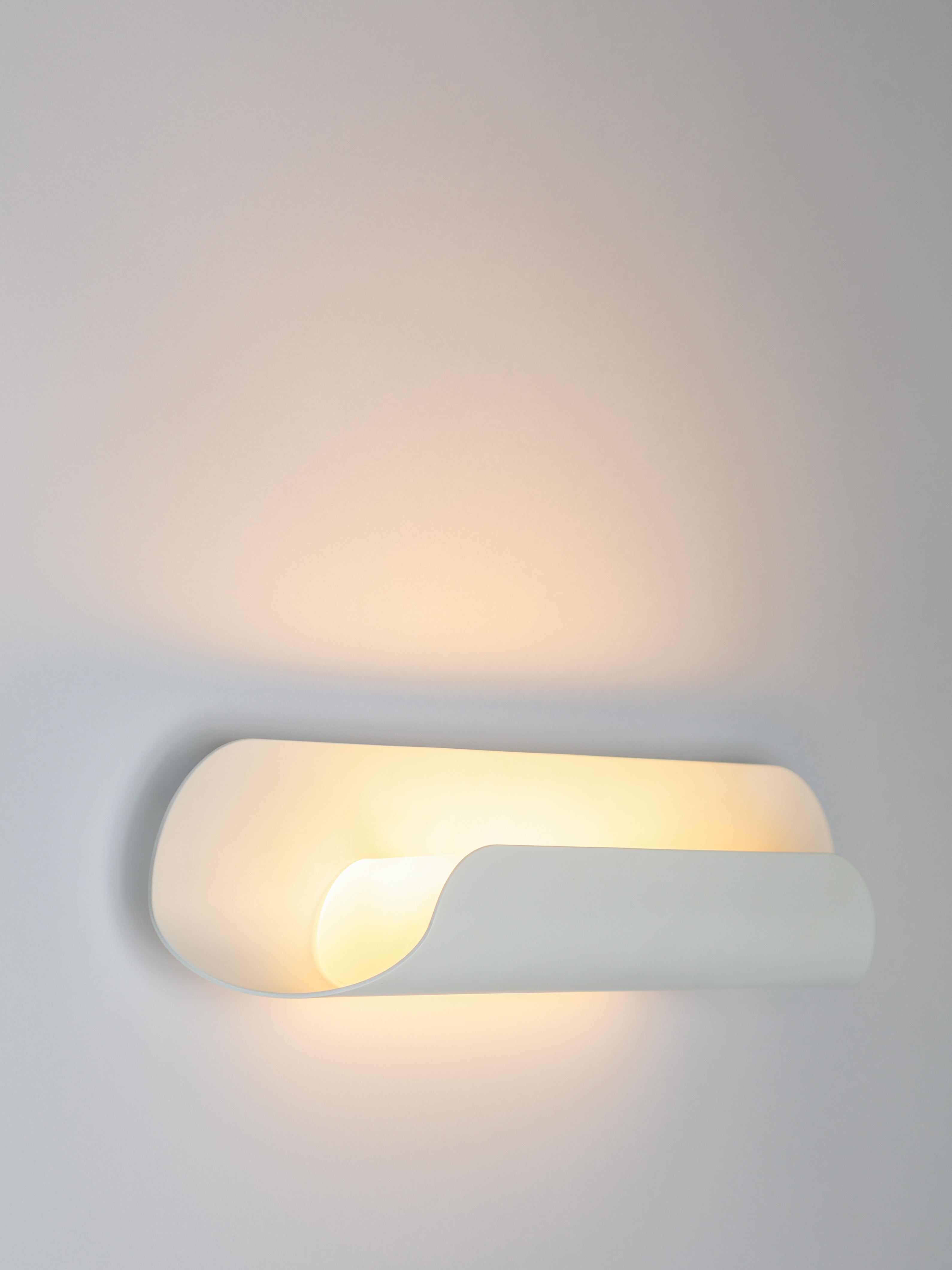 Lampa ścienna ROLL biały