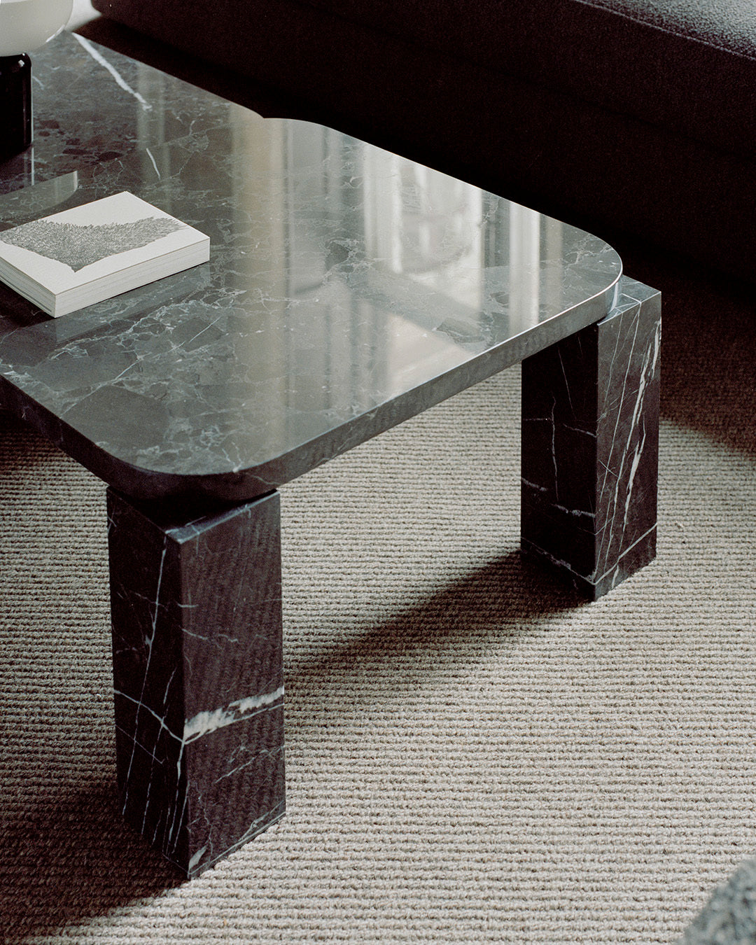 ATLAS black marble coffee table