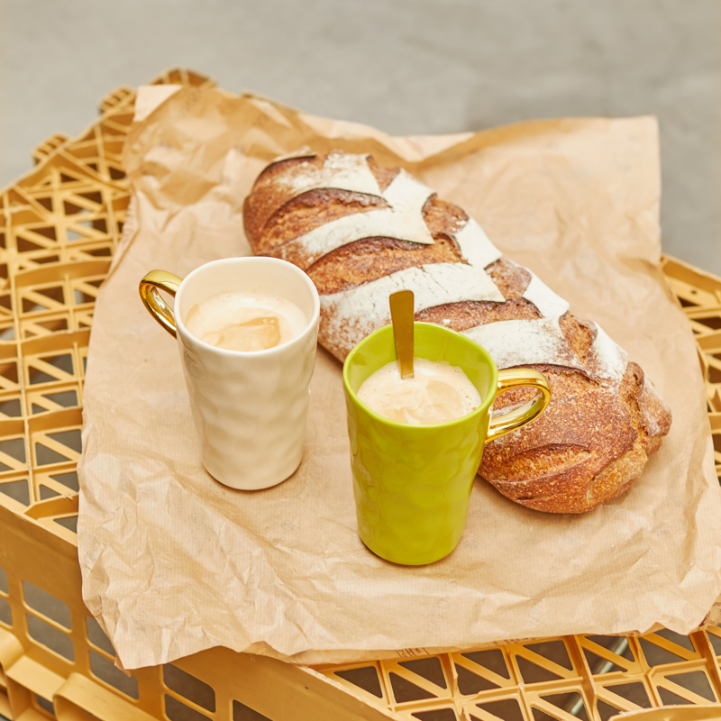 Kubek do latte GOOD MORNING zielony ze złotym – Urban Nature Culture