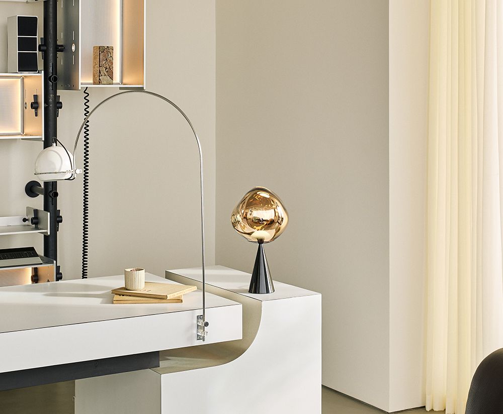 Lampa stołowa MELT złoty – Tom Dixon