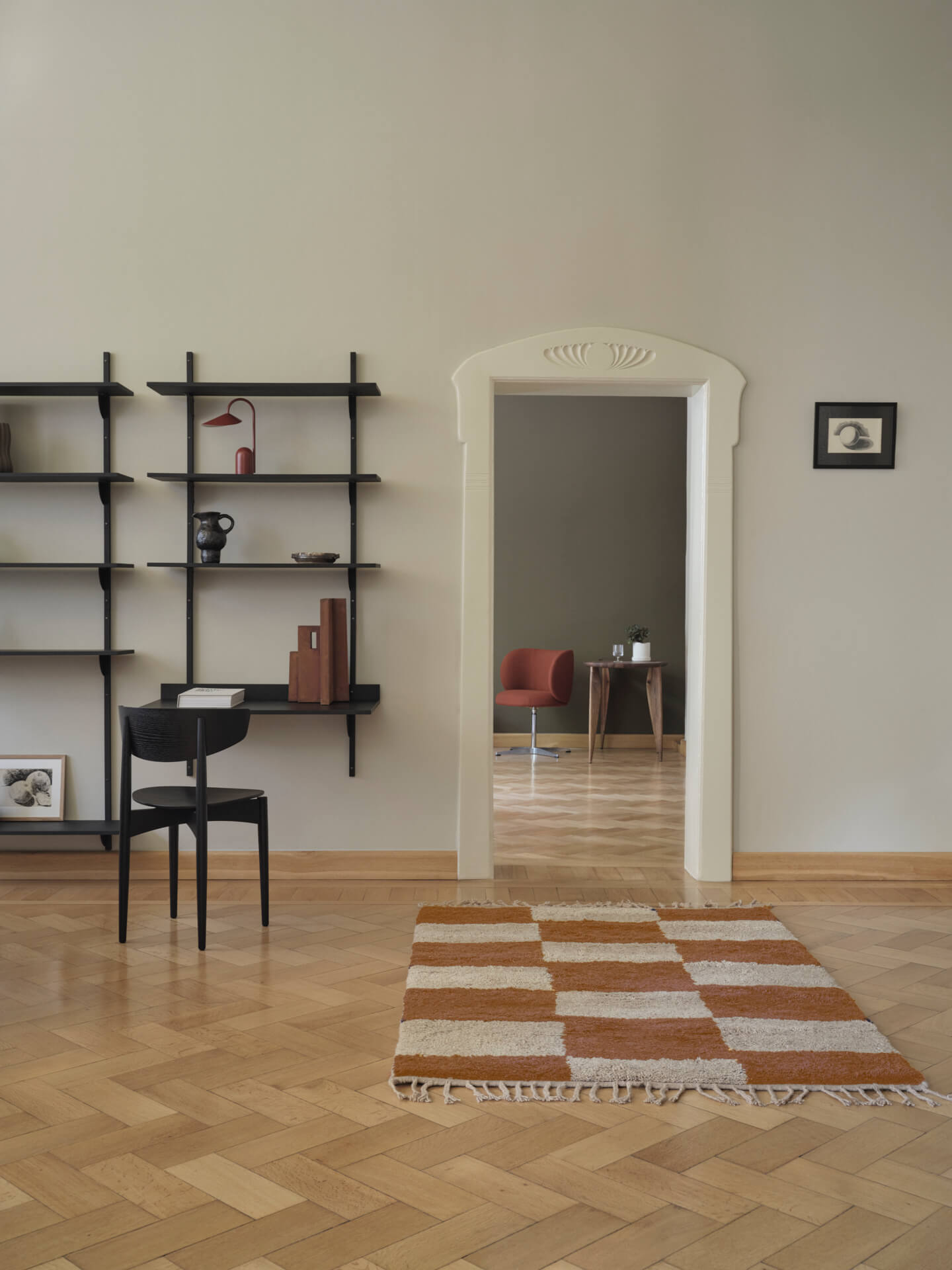 MARA KNOTTED Teppich Off-White mit Ziegel 