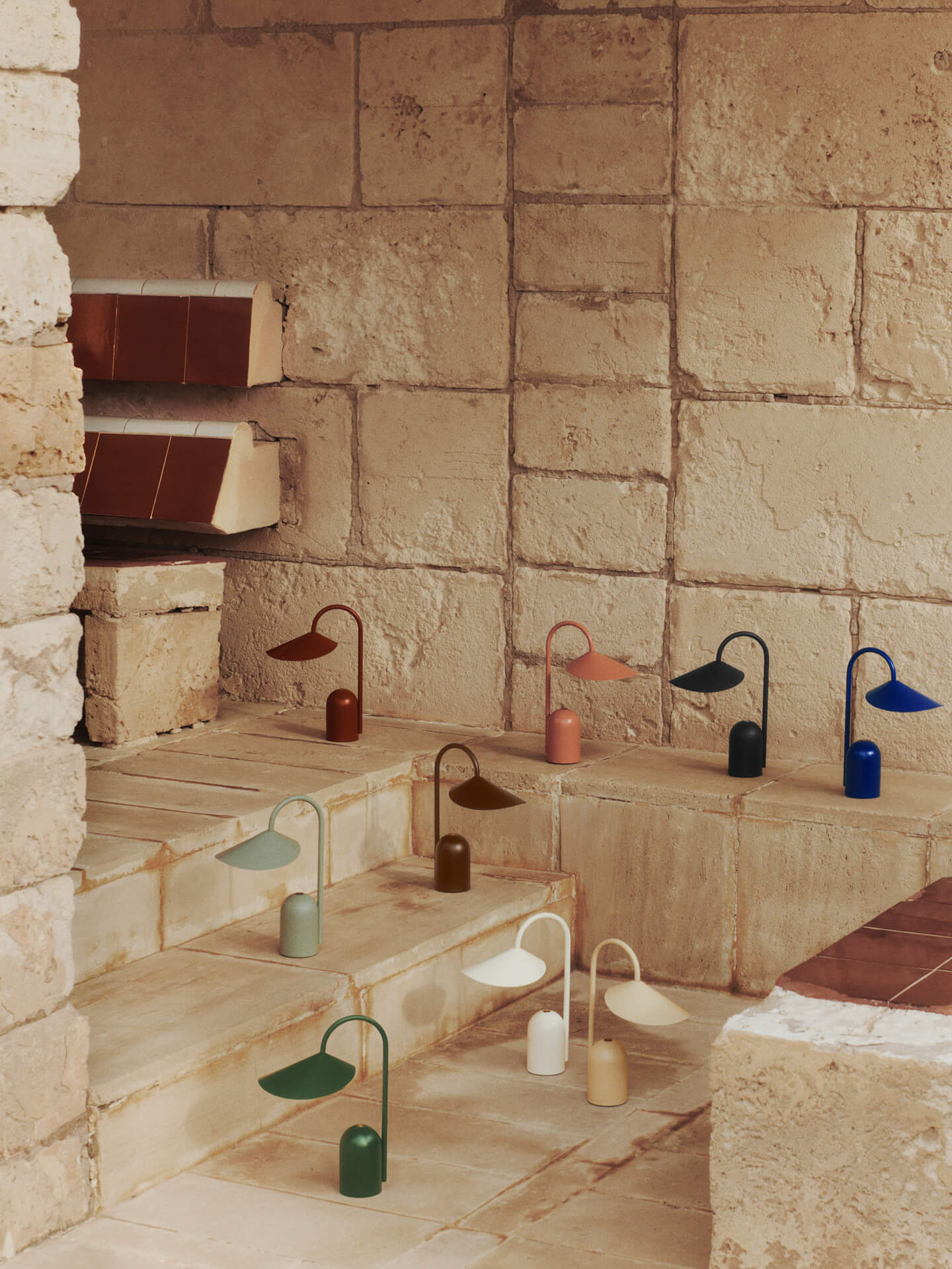 Portable lamp ARUM salmon pink