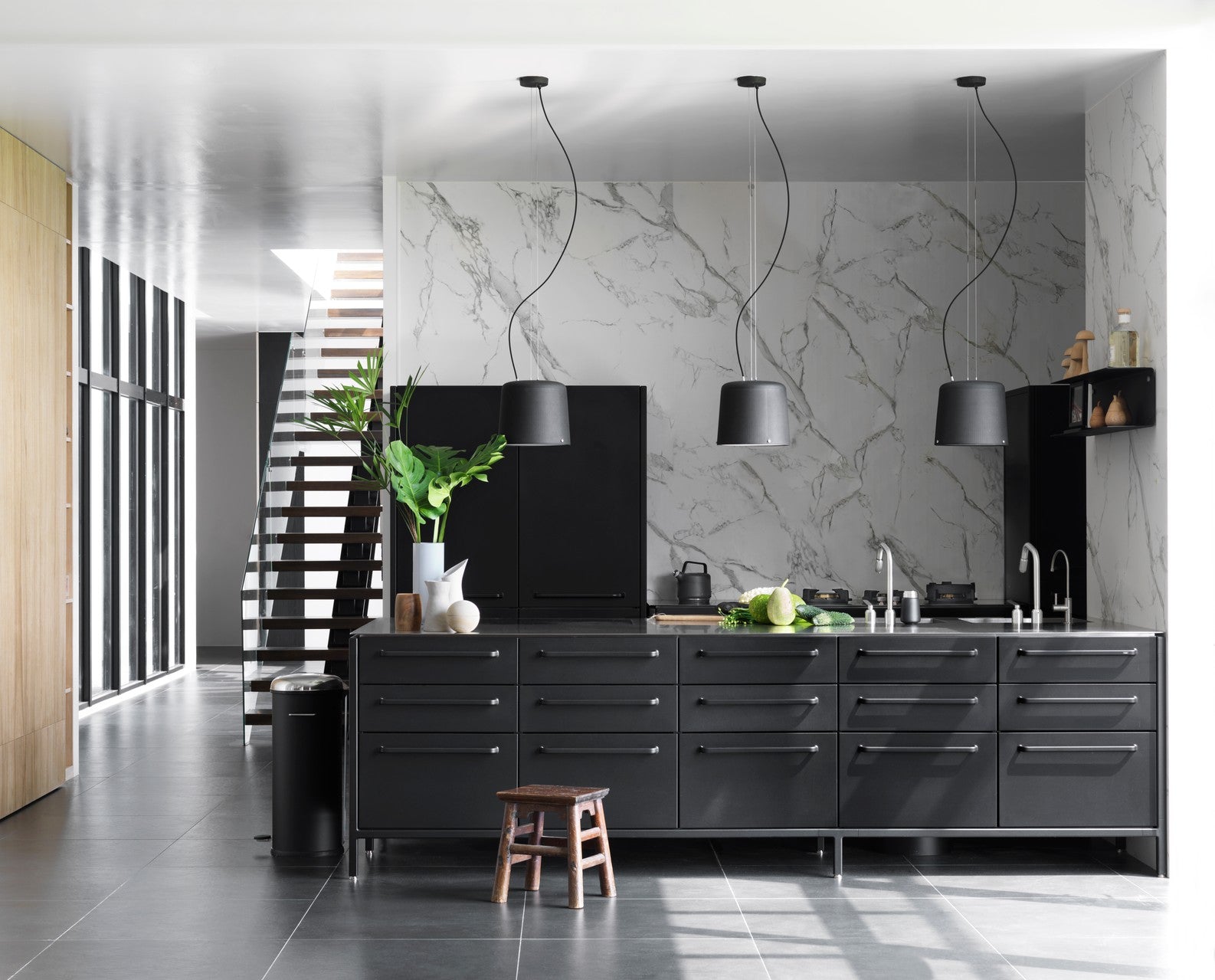 Pendelleuchte 526 schwarzes Metall