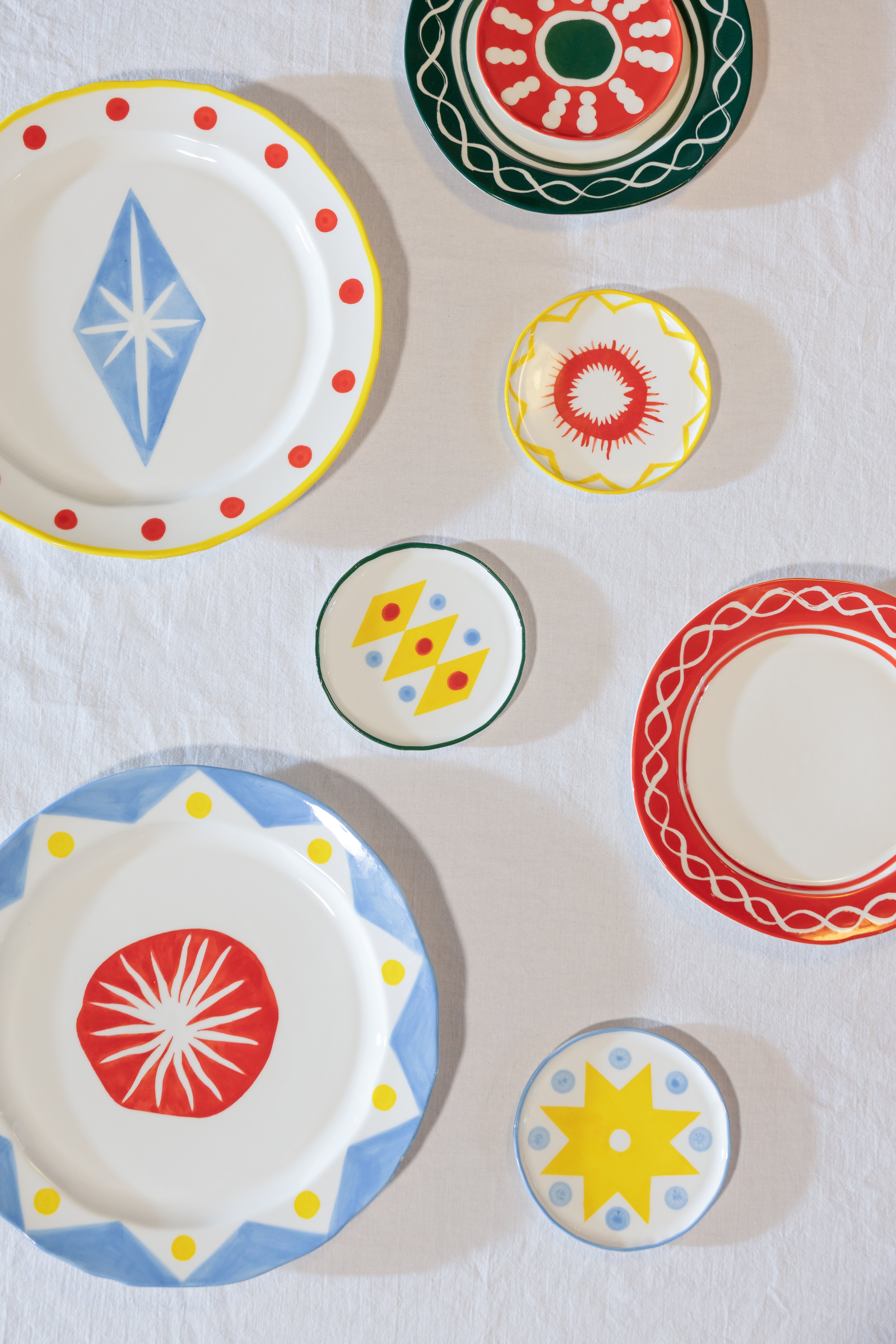 FESTIVO STAR porcelain dinner plate
