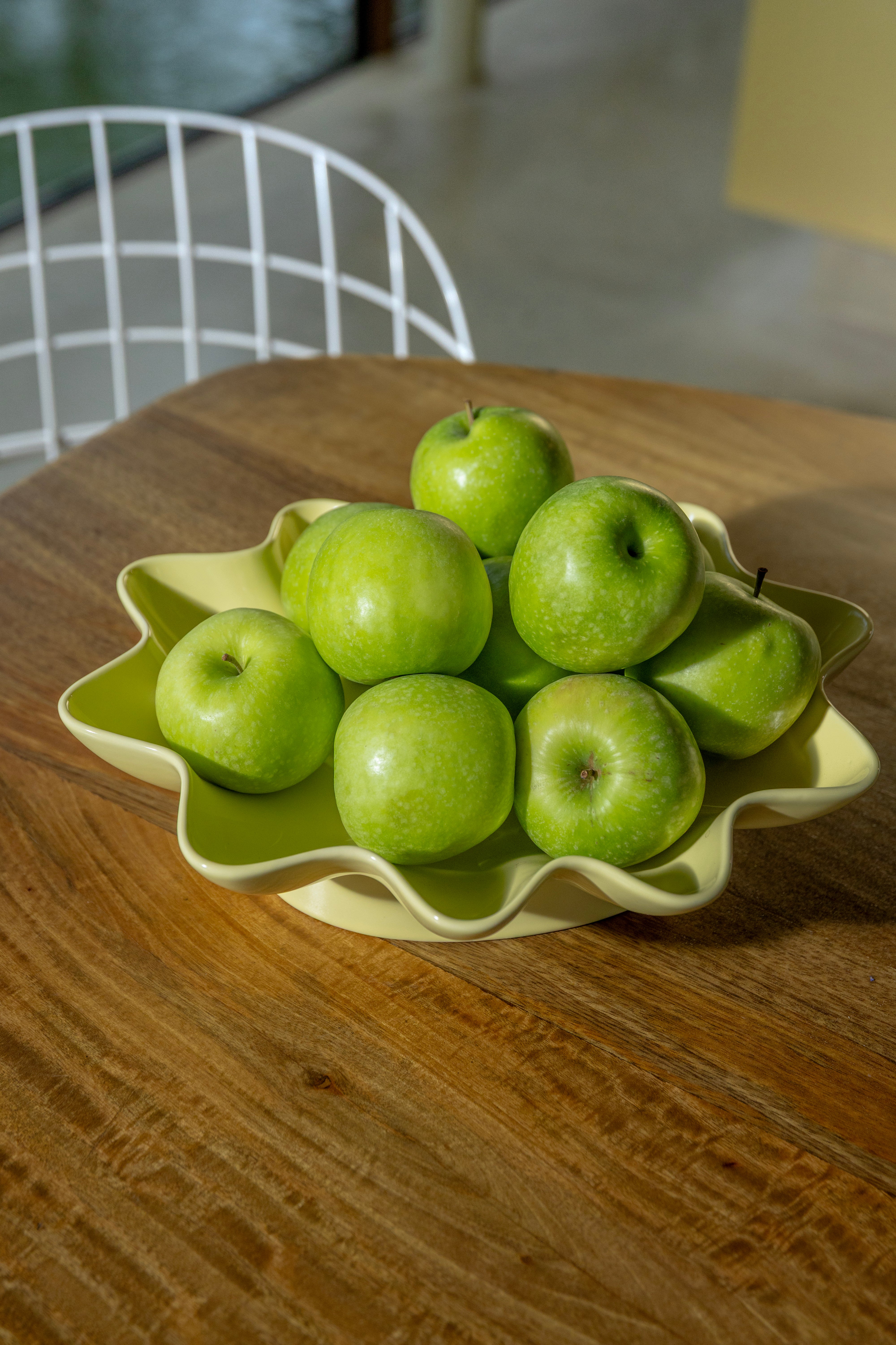 SUN OVAL yellow platter