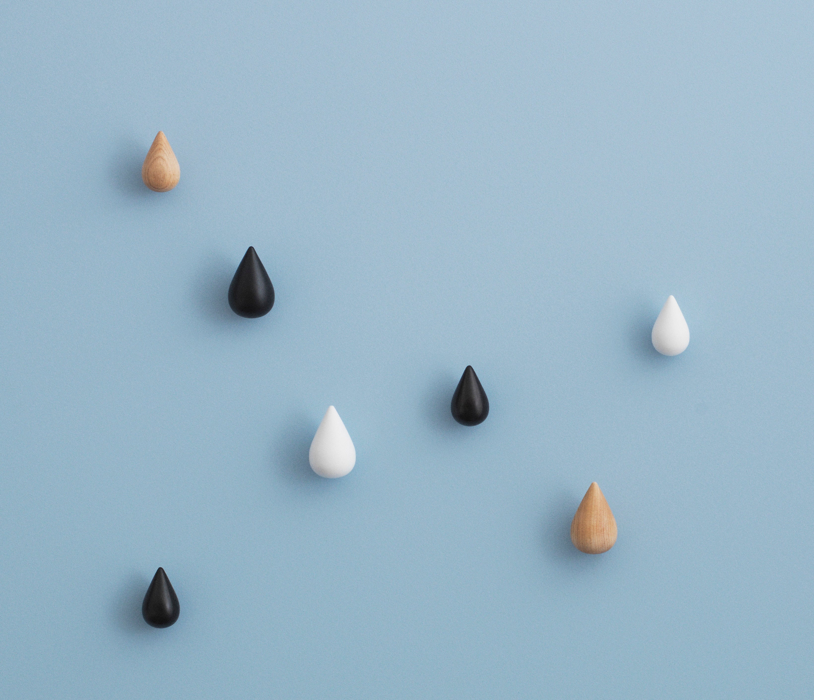 DROPIT hanger set white oak wood