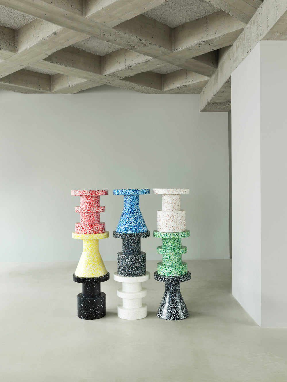 Side Table Bit Stapel rot