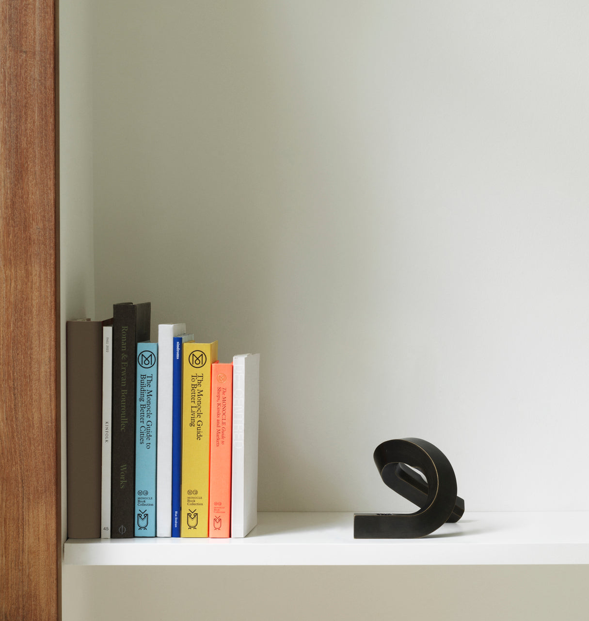 Kerzenhalter CROOKED TWO brüniertes Messing