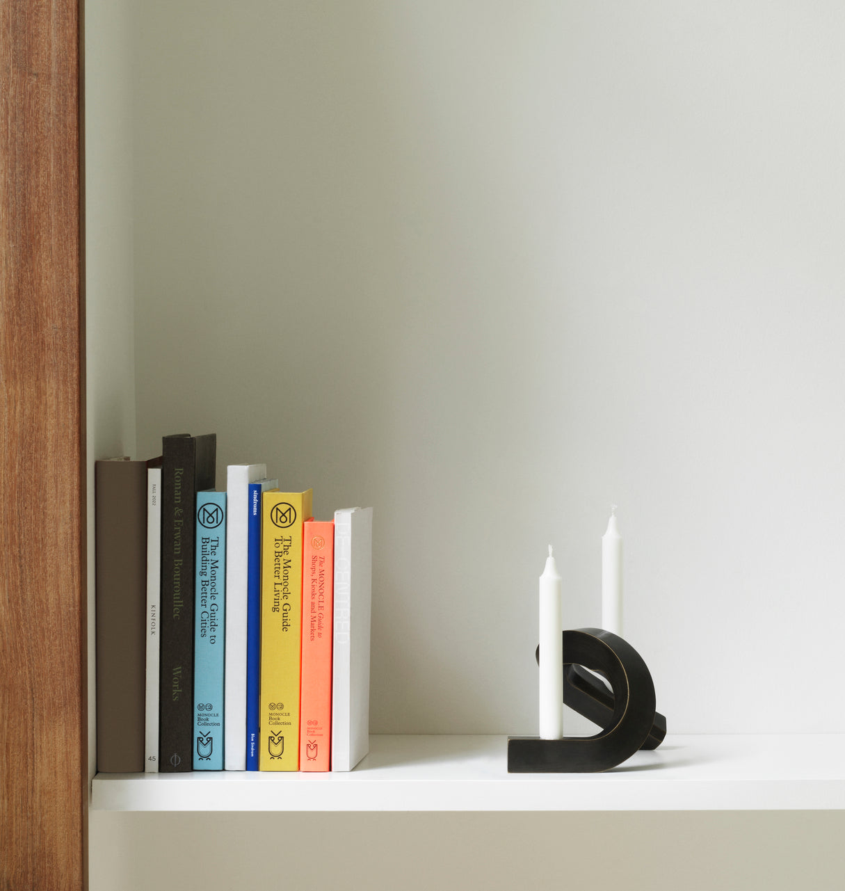 Kerzenhalter CROOKED TWO brüniertes Messing