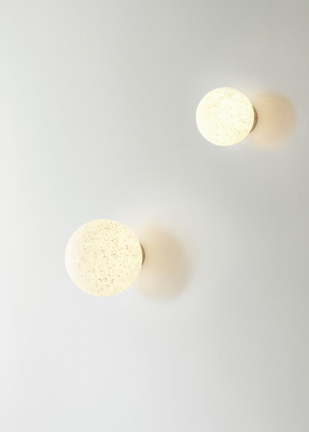 Weiße Wandleuchte PIX