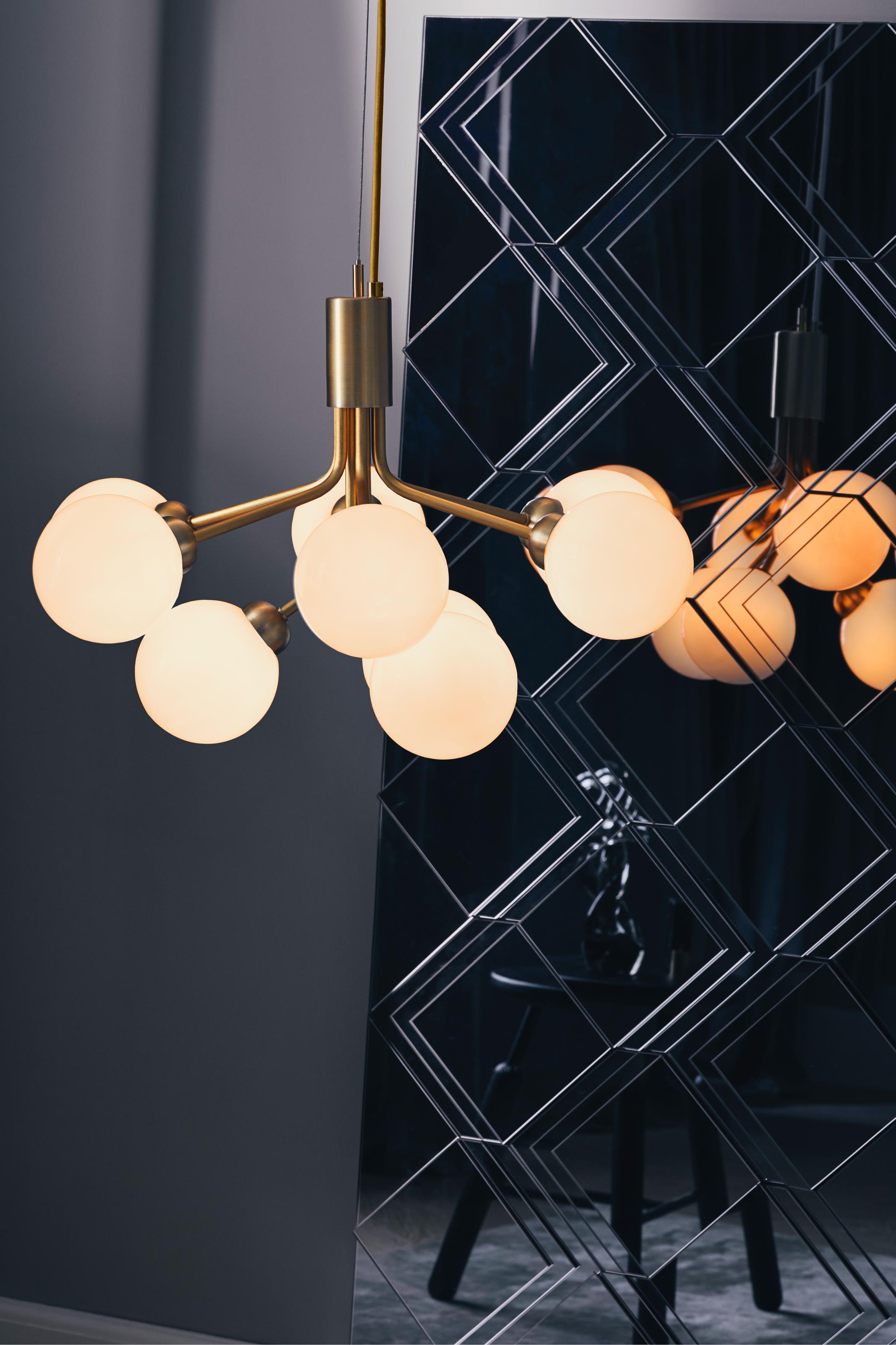 Pendelleuchte APIALES 9 messing mit opalem Glas [Antonina] [Amelia spr]