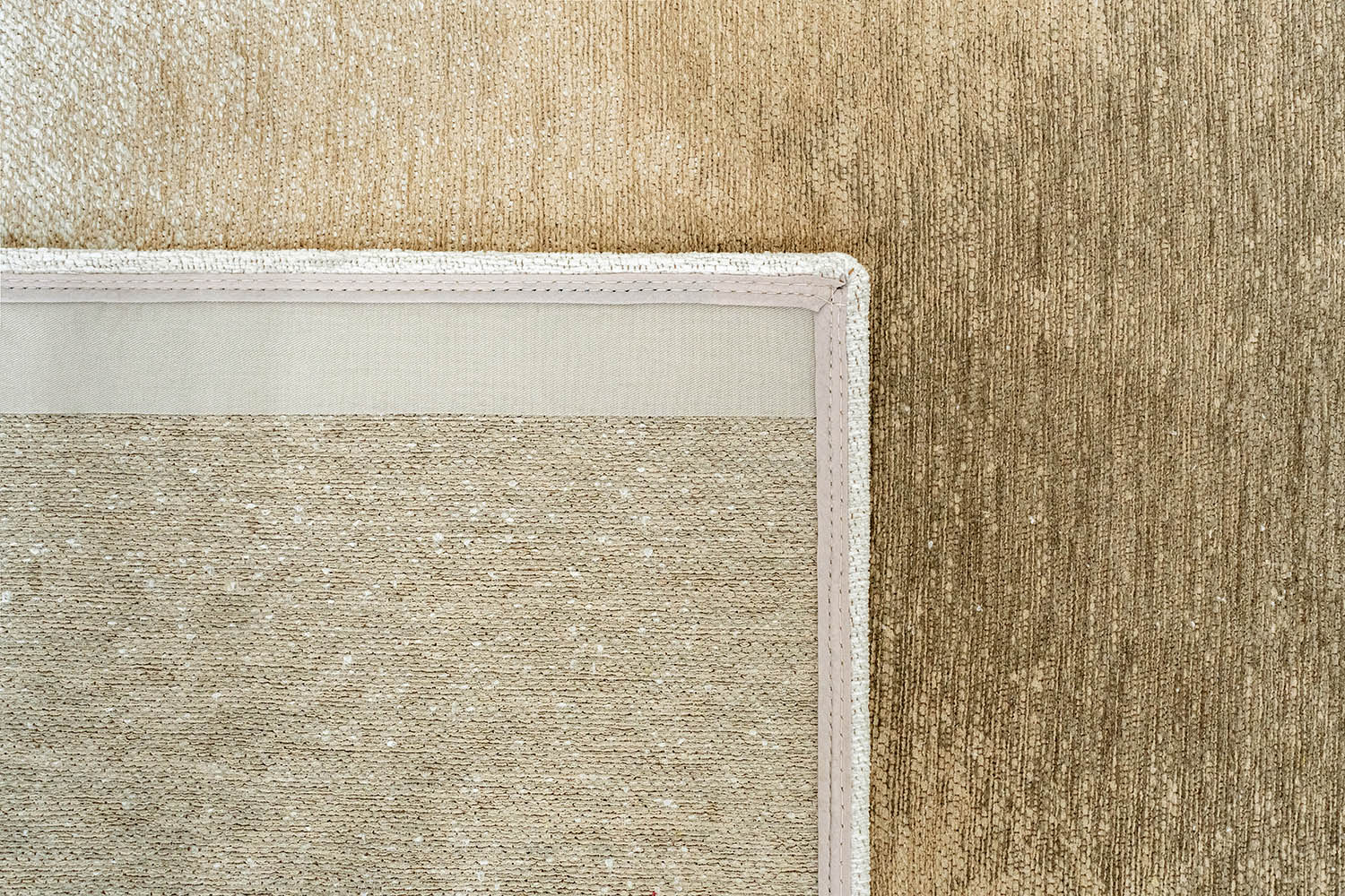 Teppich DROP weiß mit Creme