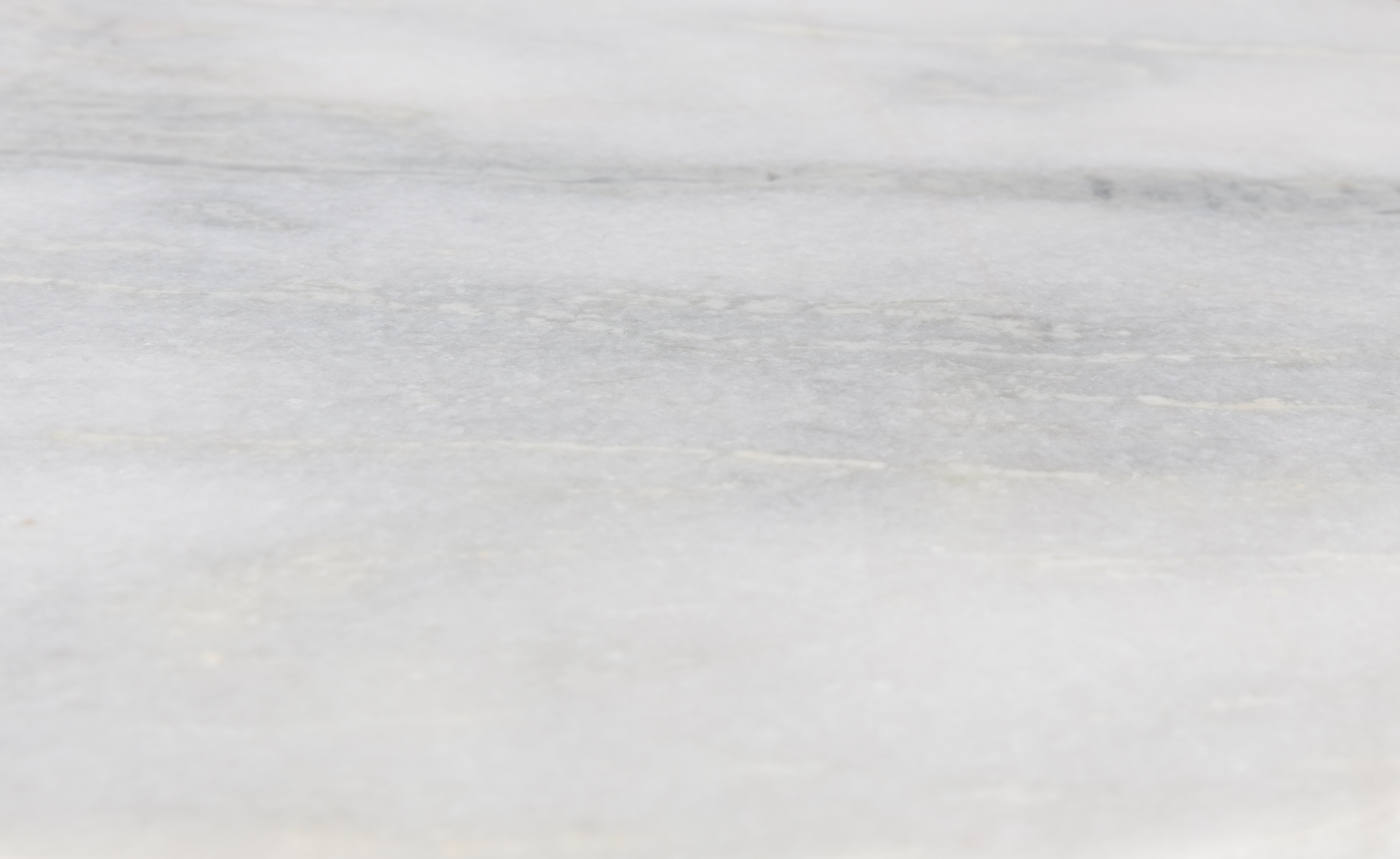 Timpa -Tisch, weißer Marmor mit Golden