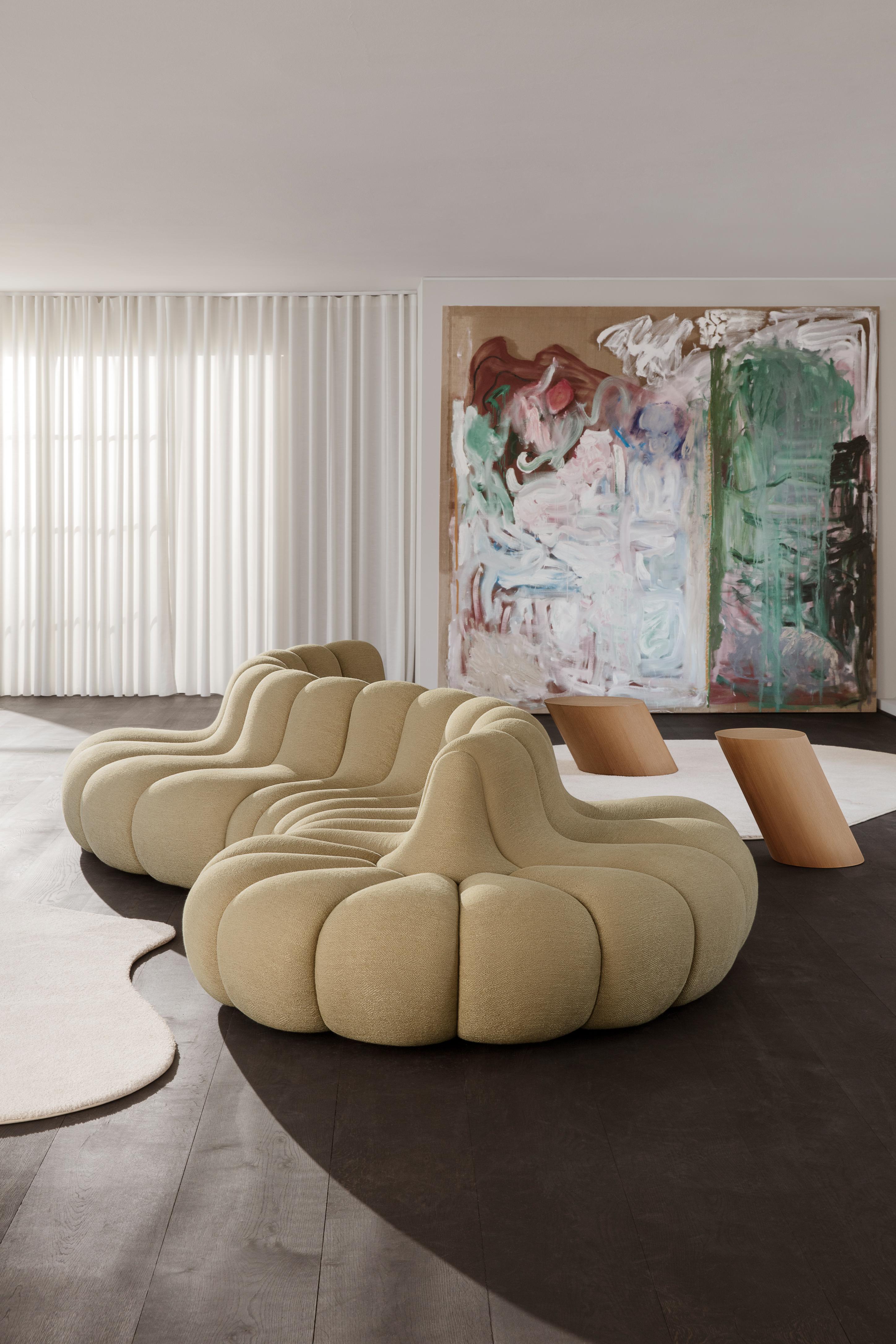 TILT Side Table in Oak Wood
