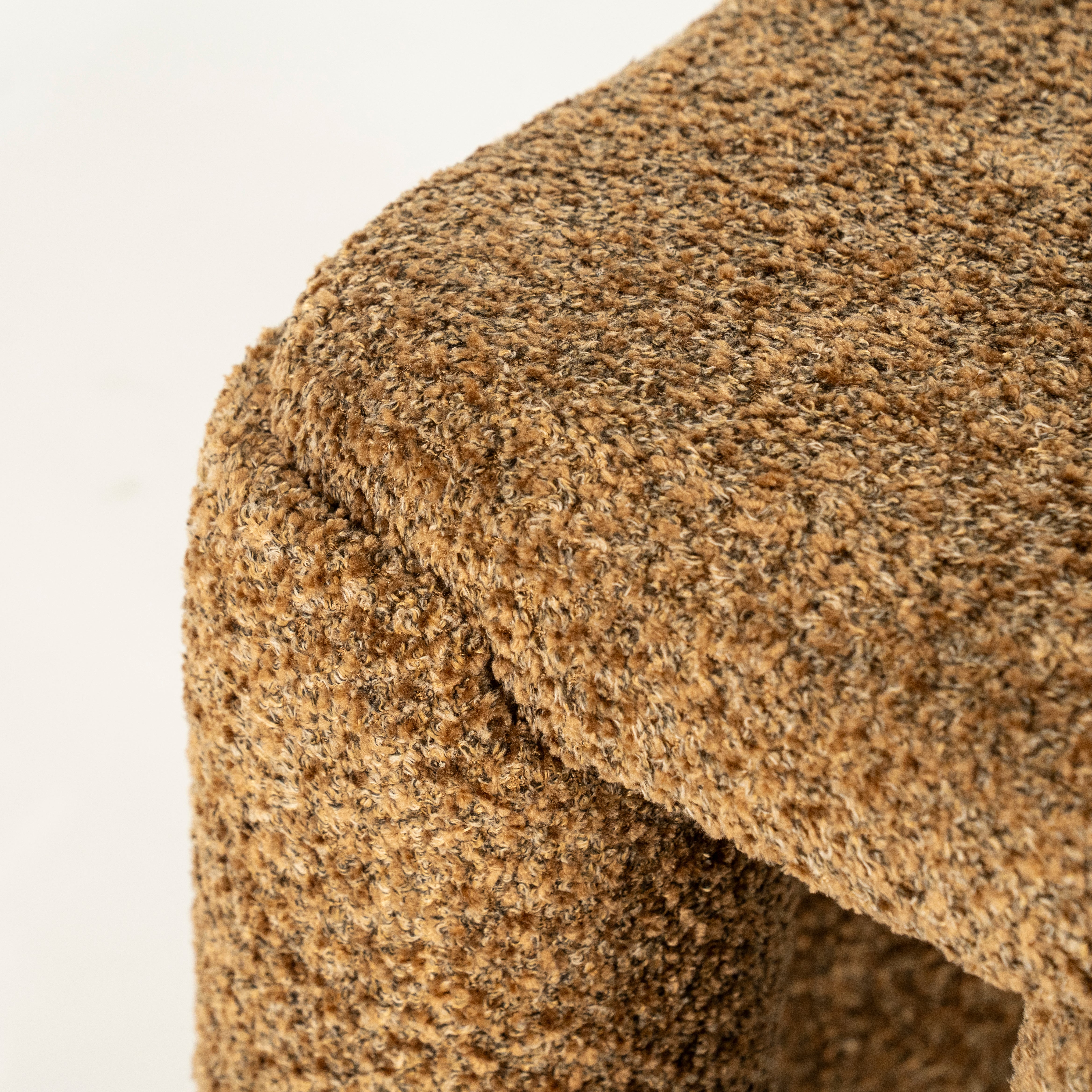 Hocker OMLA senfgelb