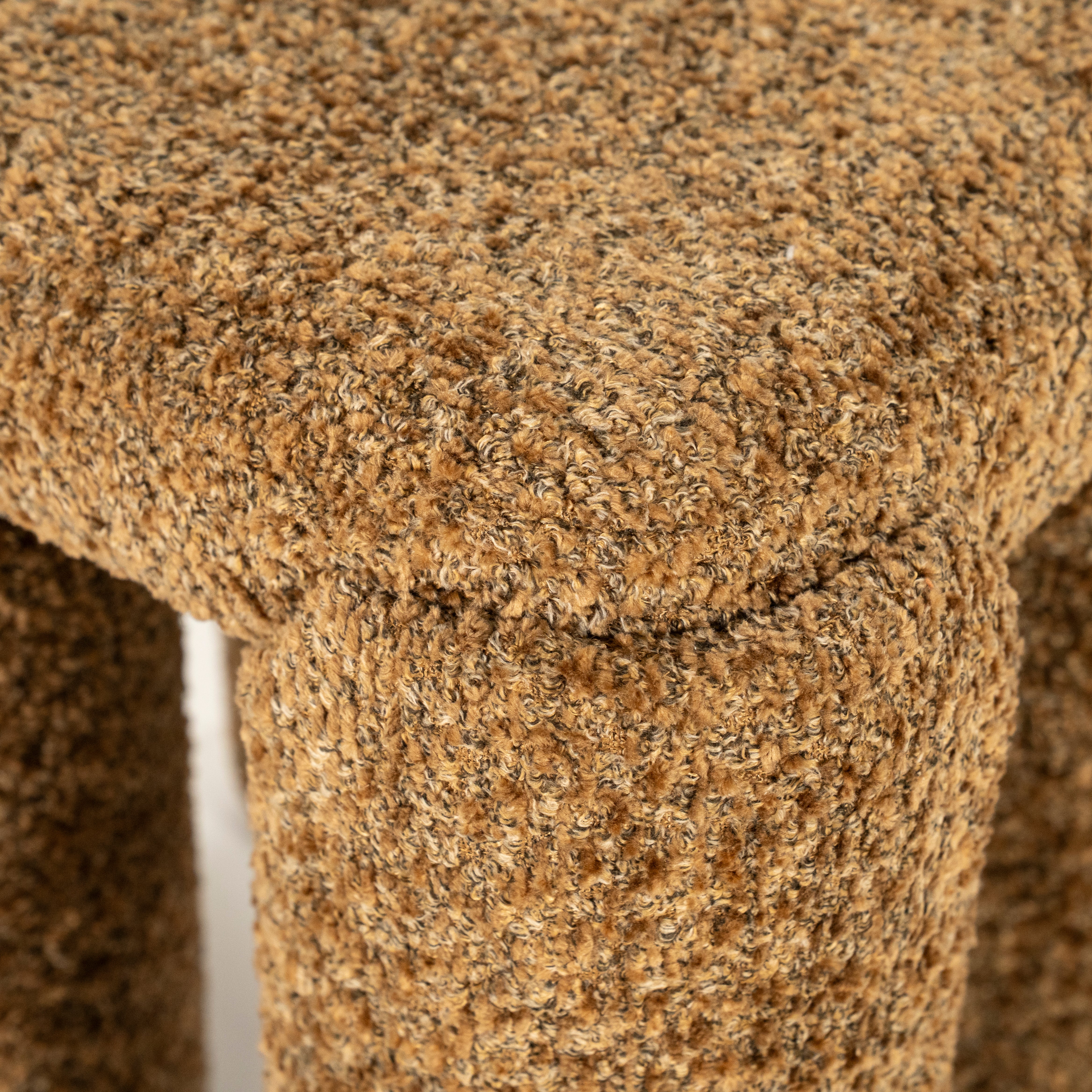 Hocker OMLA senfgelb