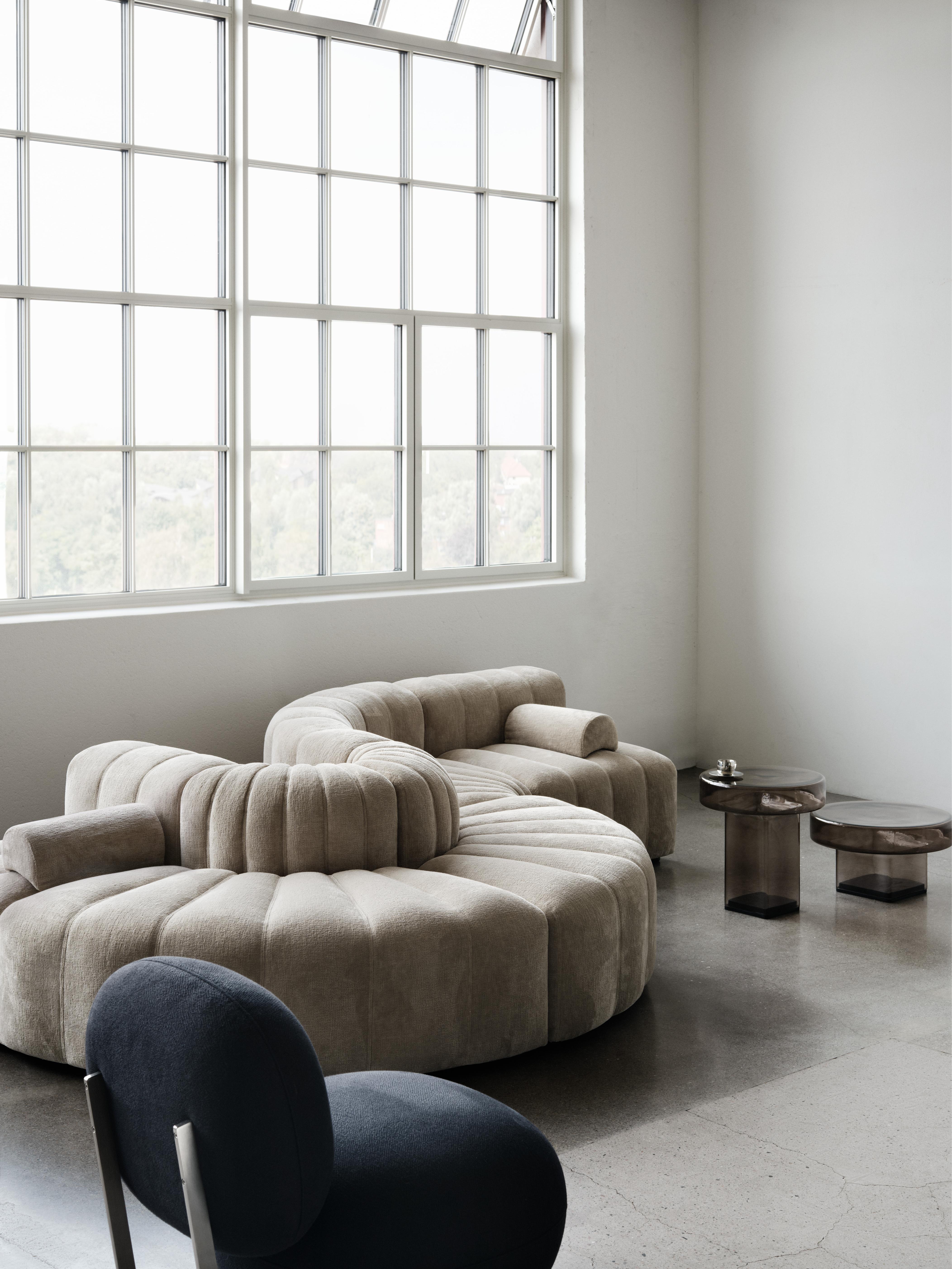 Beistelltisch NAKED rauchiges Glas