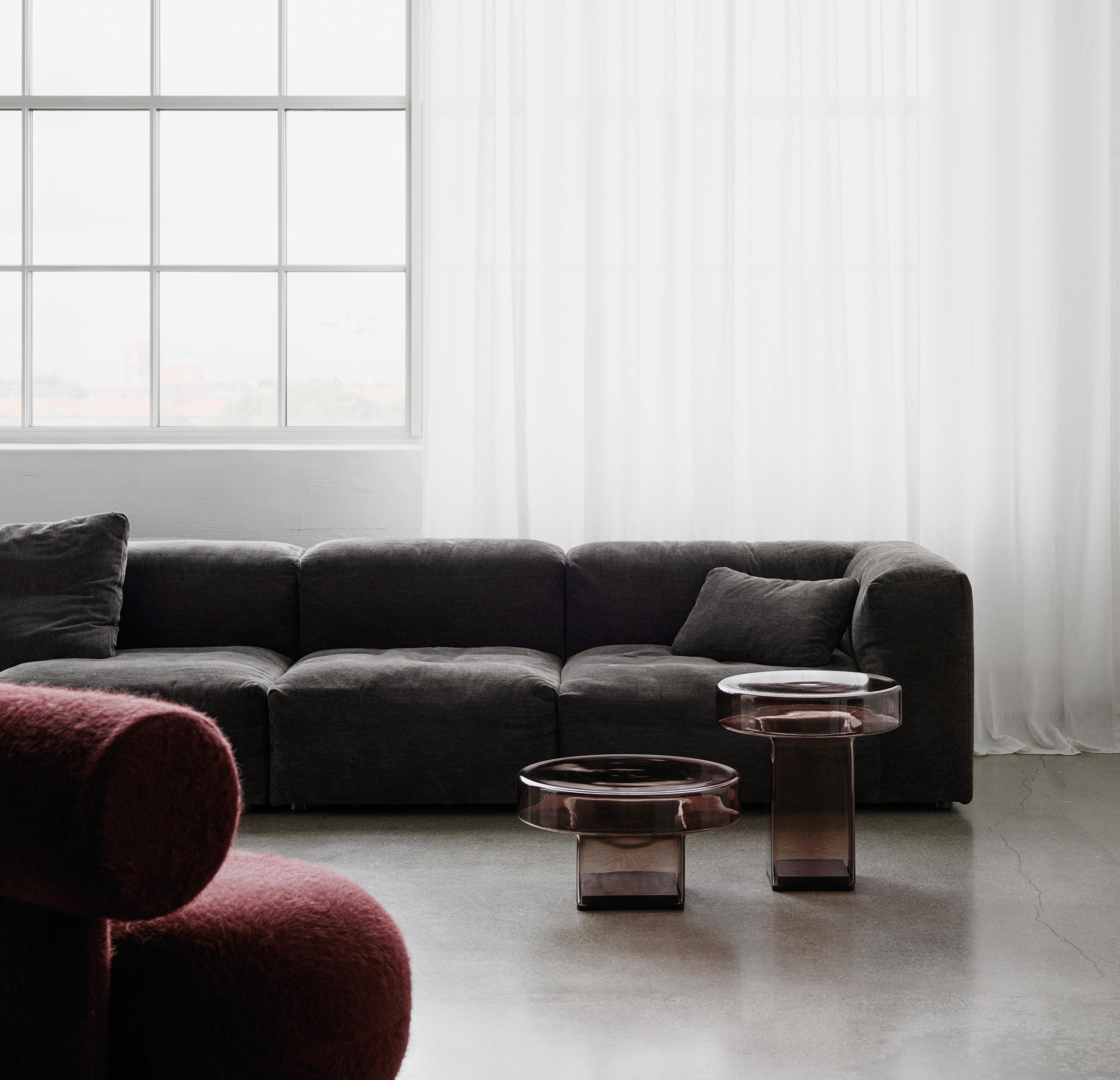 Beistelltisch NAKED rauchiges Glas