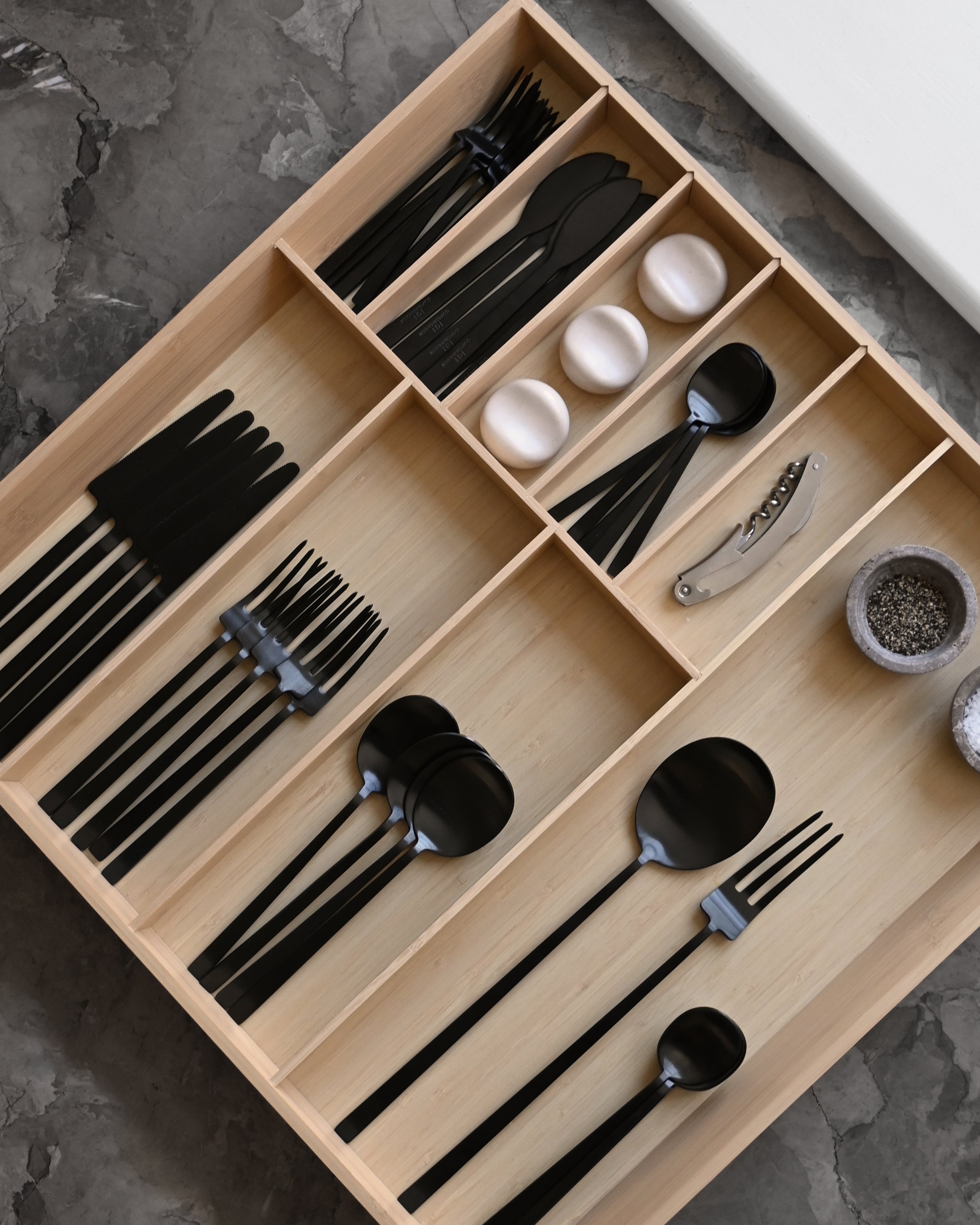 KOGEI black dessert fork set