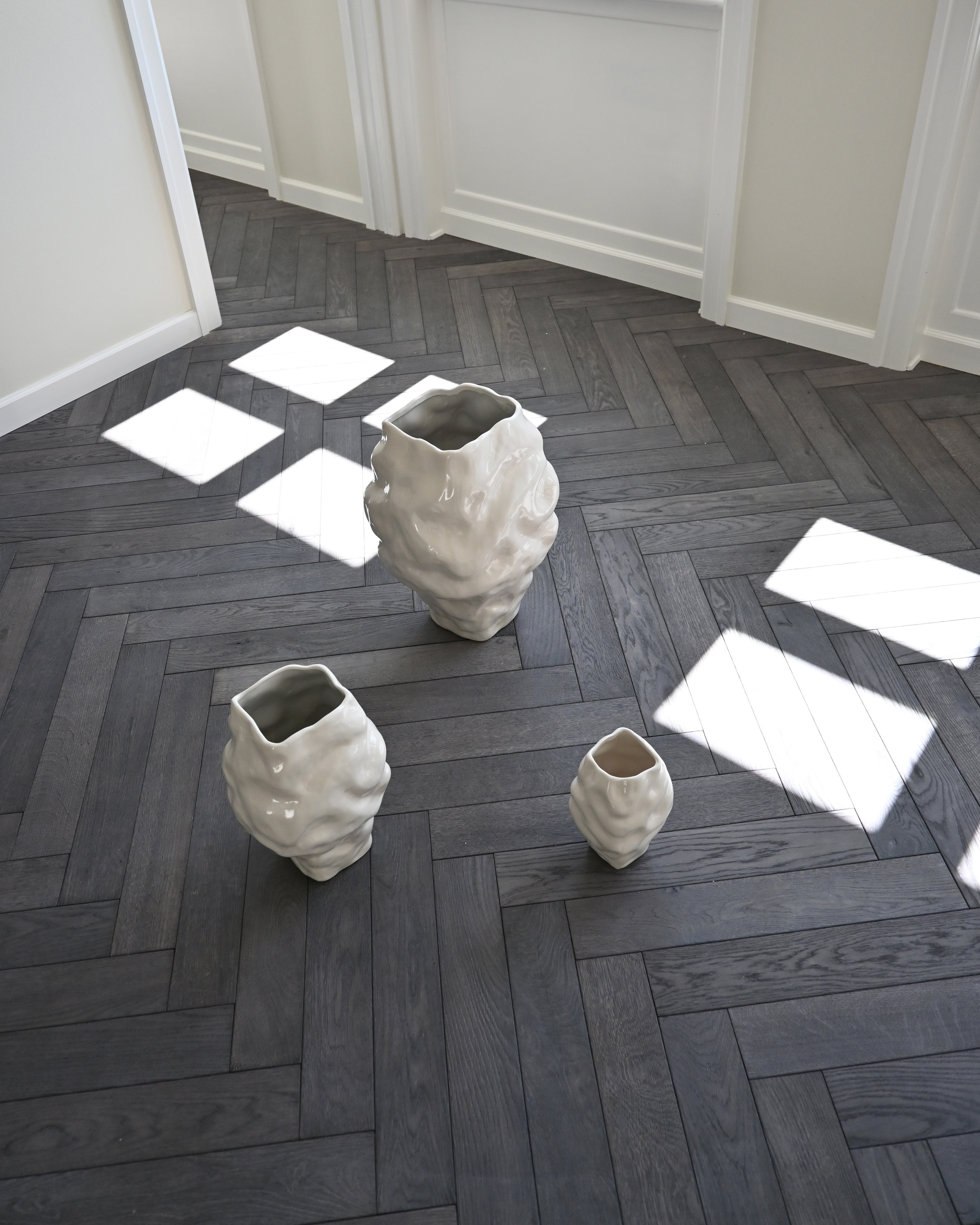 KATACHI Vase white ceramic