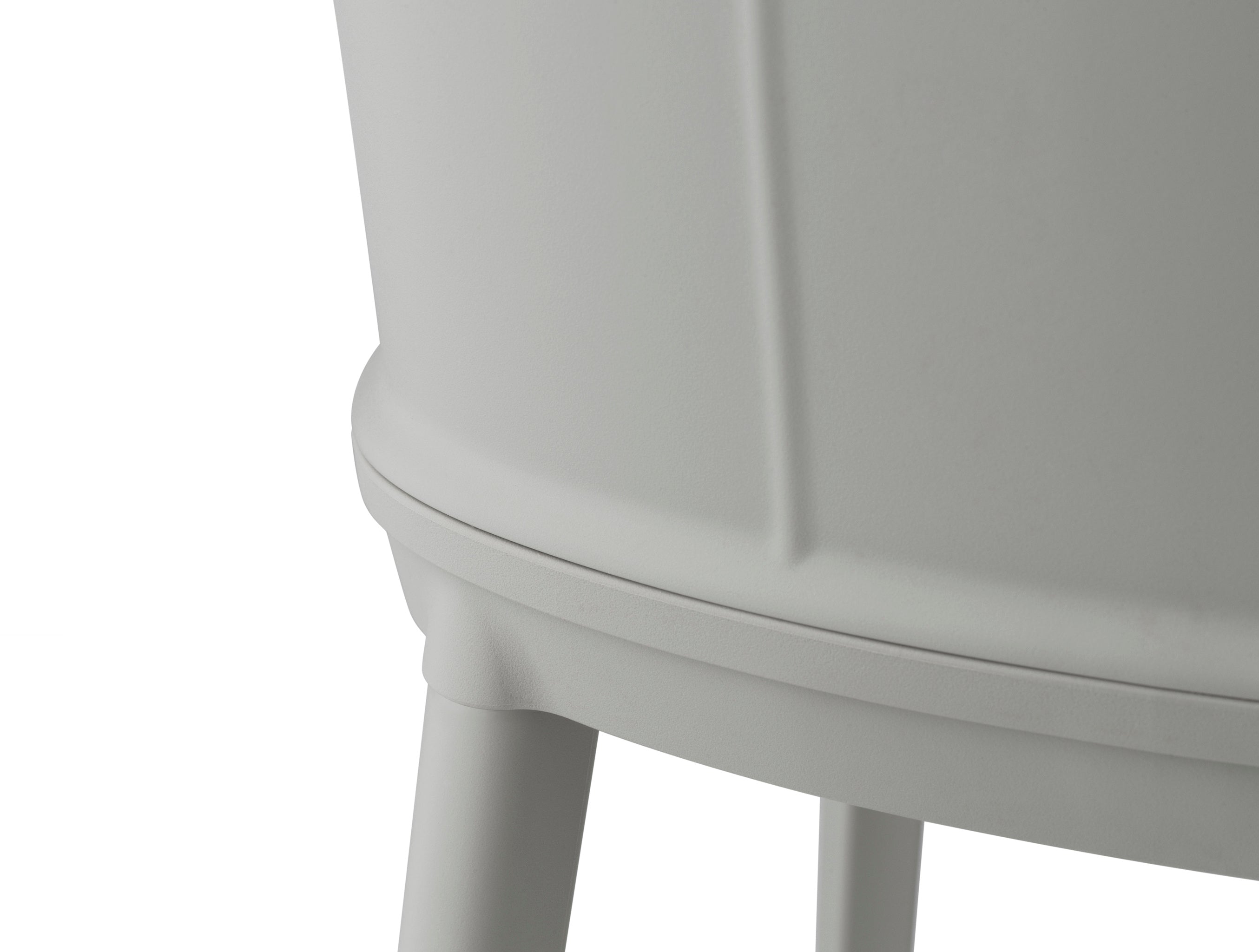 PP white allez chair