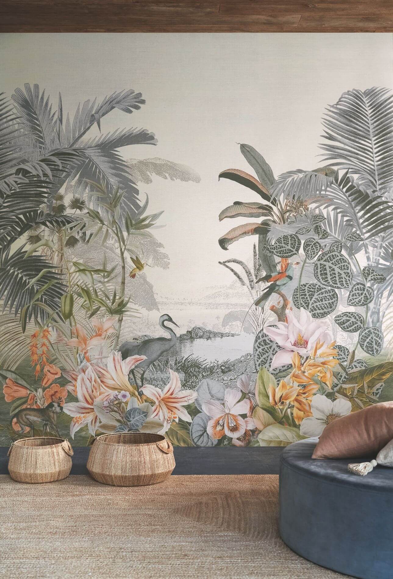 Textilwandbild mit exotischer Landschaft PARAIBA, gedämpftes Blau mit Beige