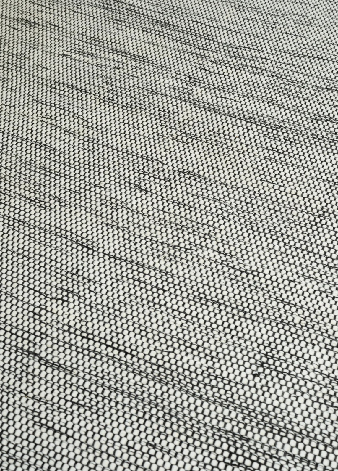 ADONIC MIST Round Rug - MIXED Black and White