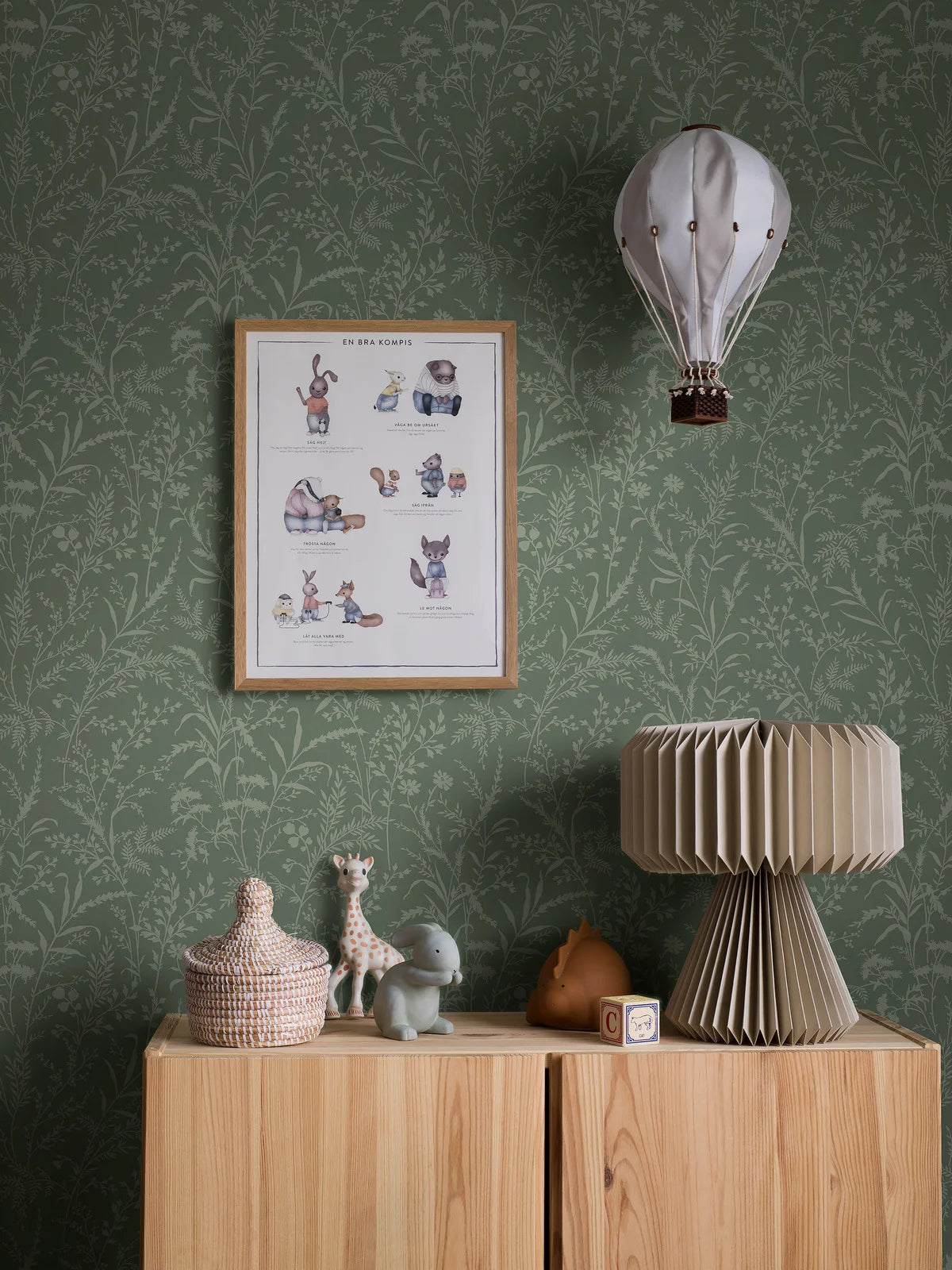 Vlies-Tapete mit pflanzlichem Muster FLORIAN grün