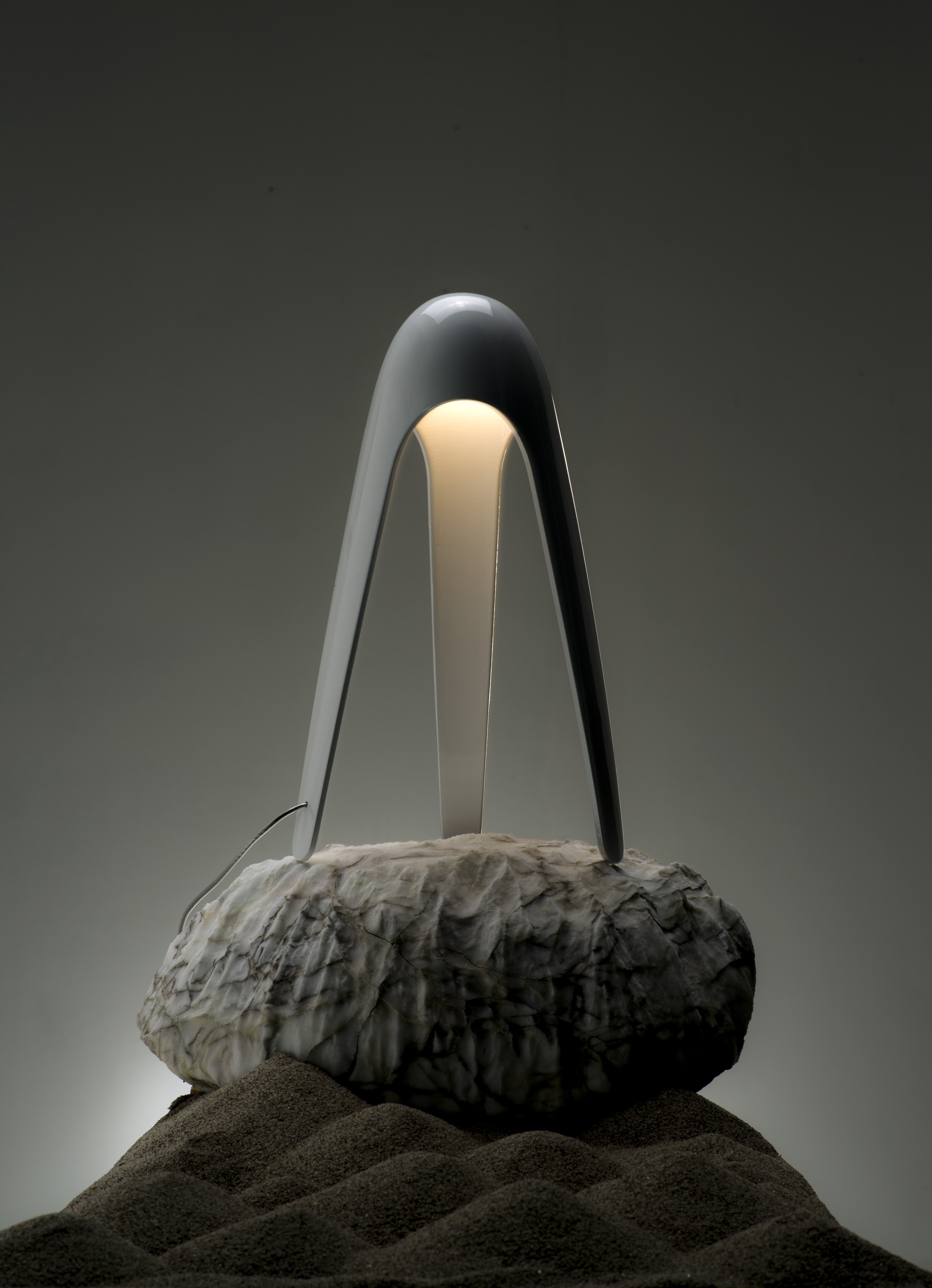 CYBORG Table Lamp in Glossy White
