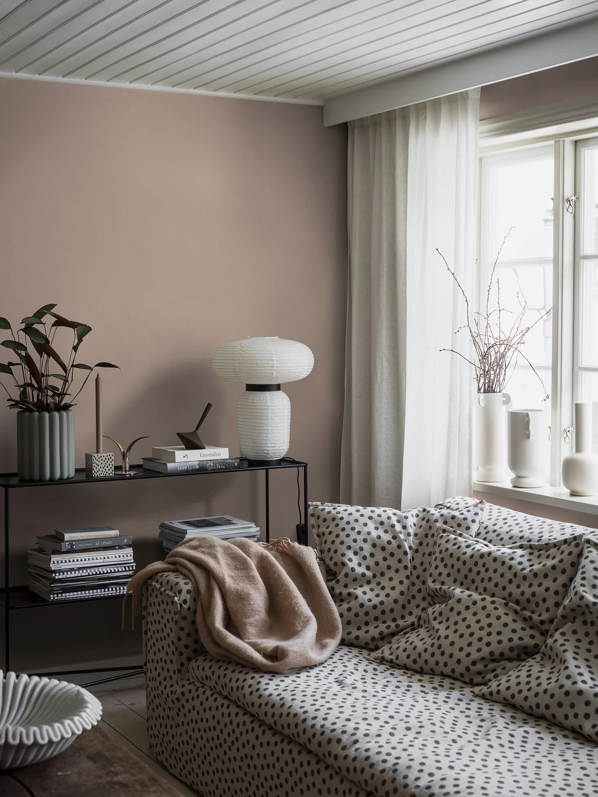 Strukturierte Tapete, die Leinen imitiert - HIMBEERE