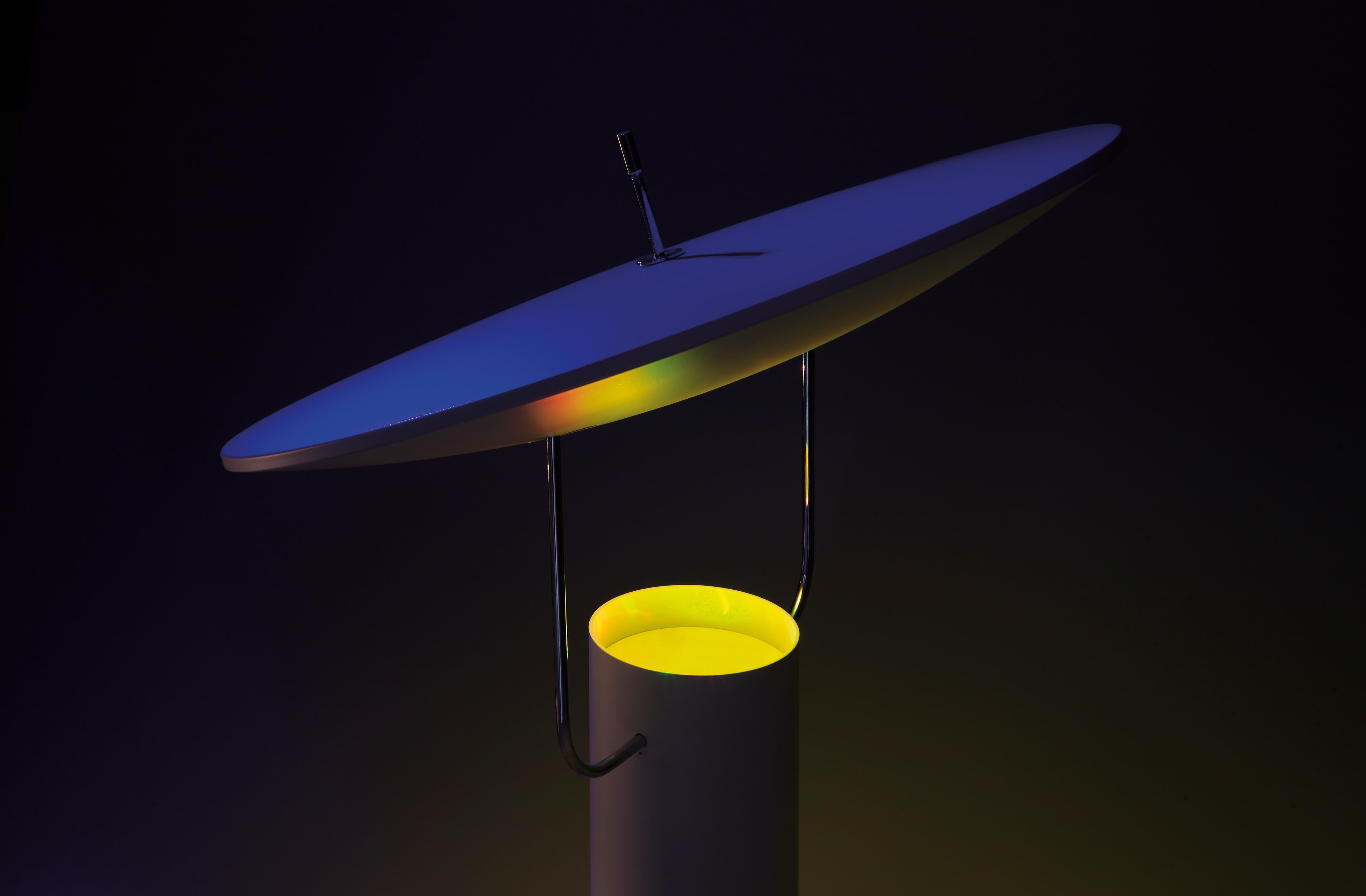 Lampa stołowa TX1 biały – styl minimalistyczny