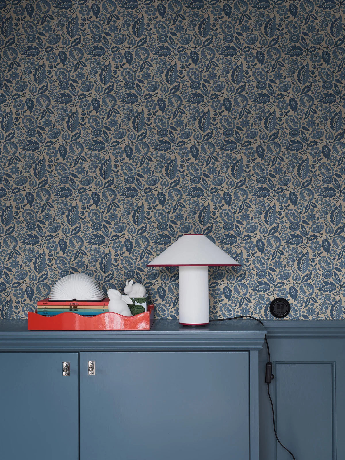 Tapete mit floralem Motiv ELISE in Blau