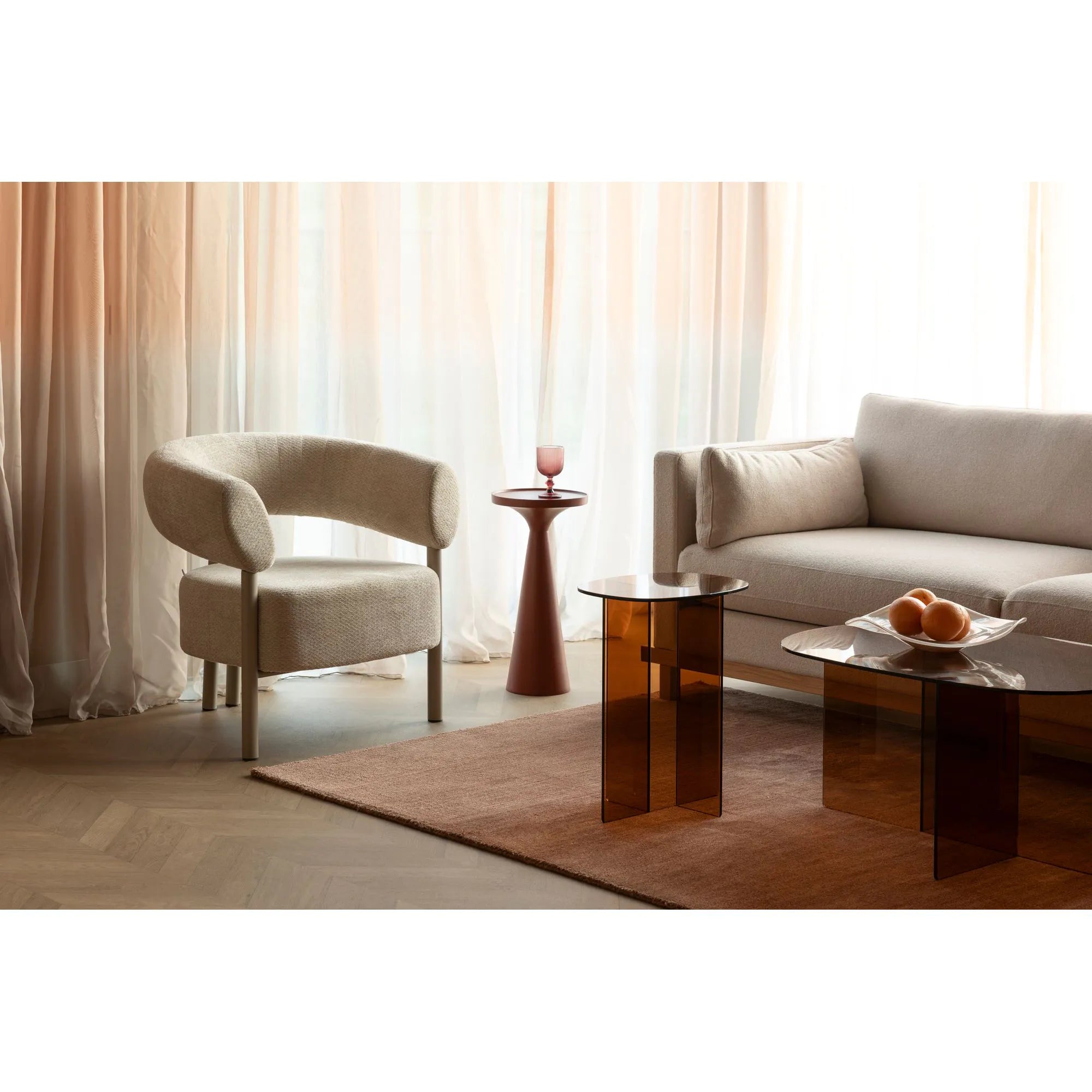 Beistelltisch LINEA mit braunem Glas